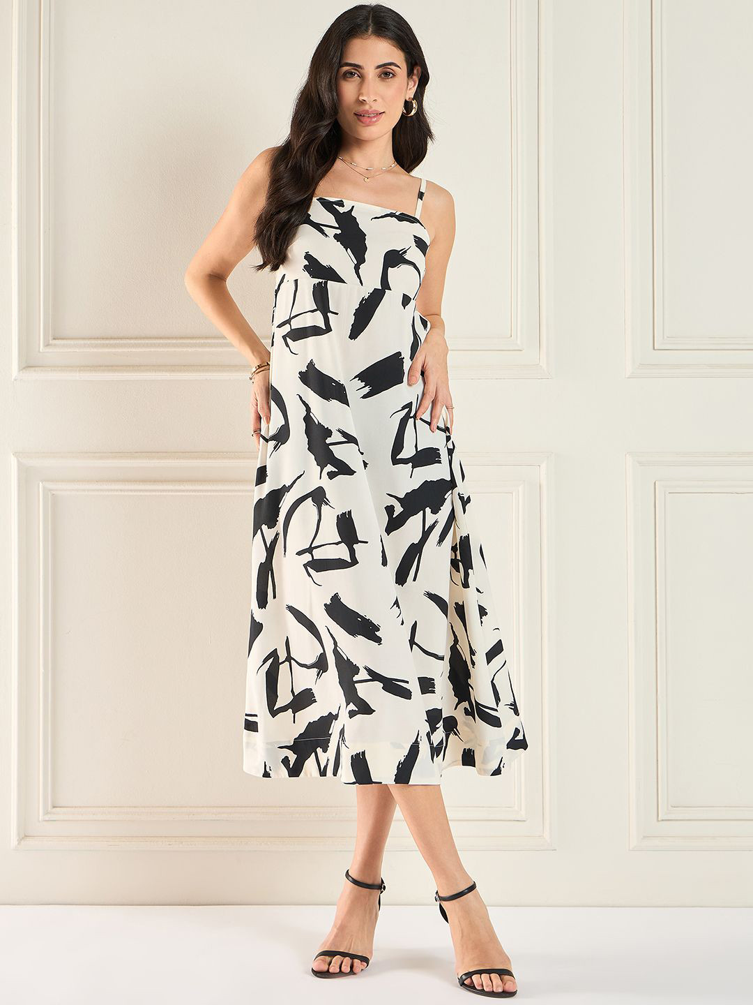 

MAGRE Printed Shoulder Straps A-Line Midi Dress, Beige