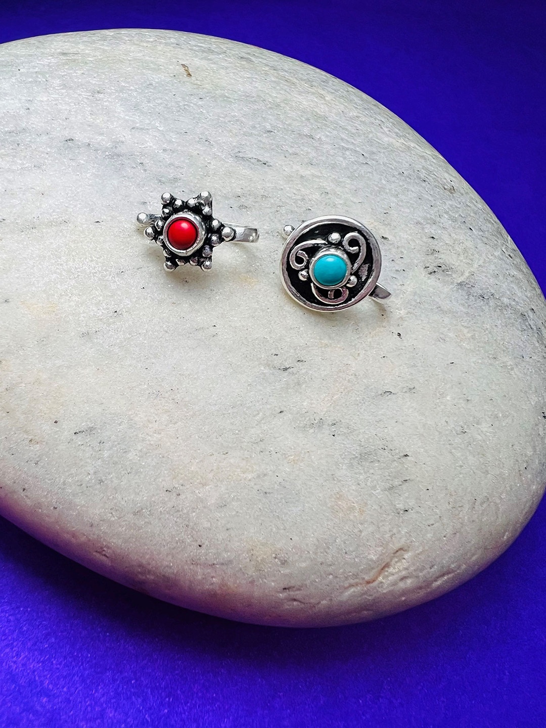 

Arte Jewels Set Of 2 Sterling Silver Stones Studded and Beaded Stud Nosepin