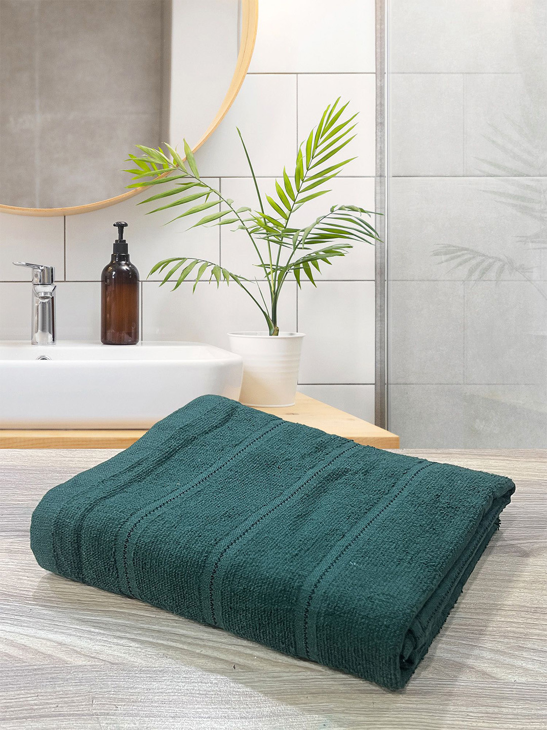 

LABHAM Green Pure Cotton 300 GSM Quick Dry Light Weight Bath Towel