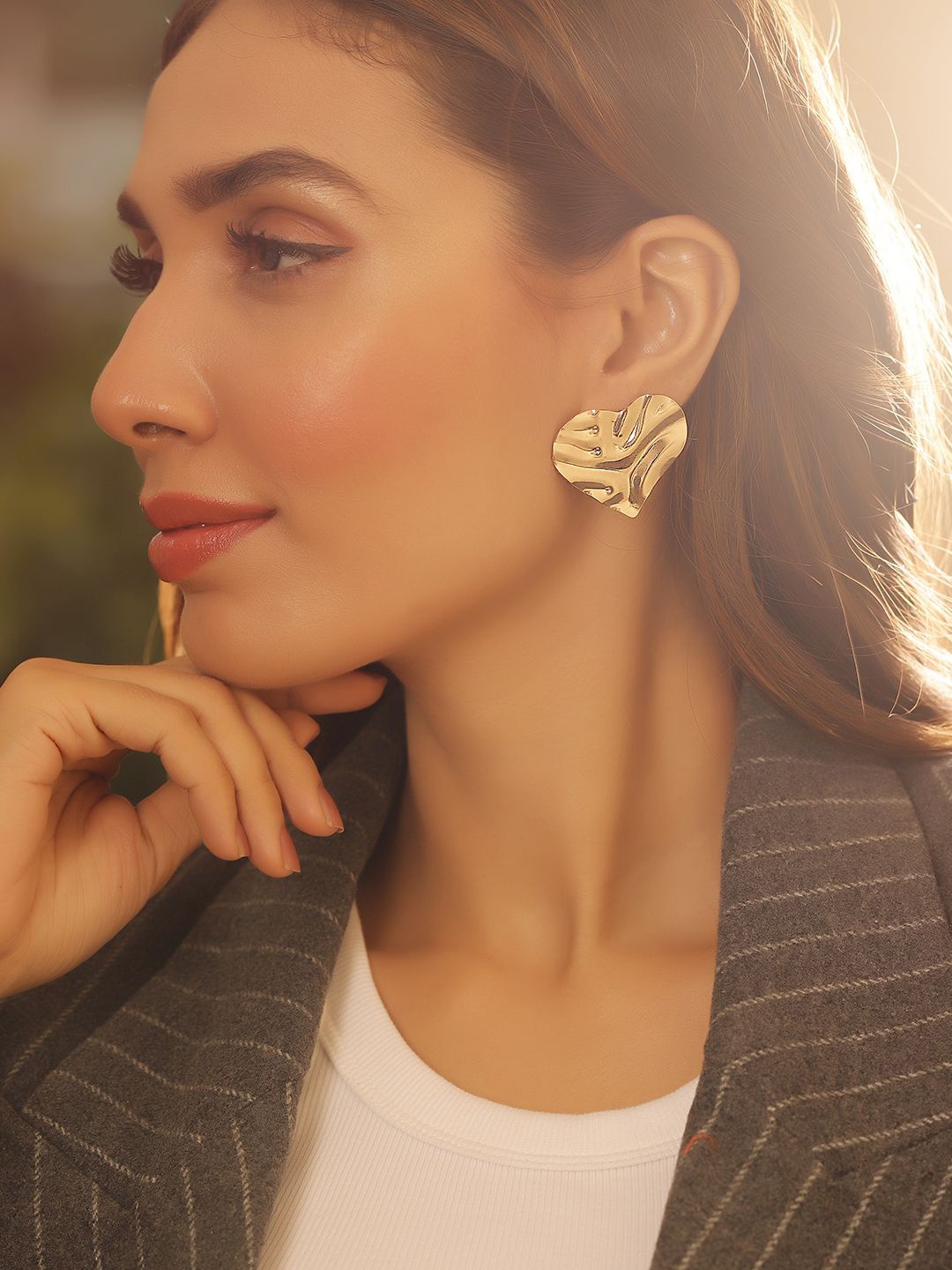 

Priyaasi Gold Plated Studs