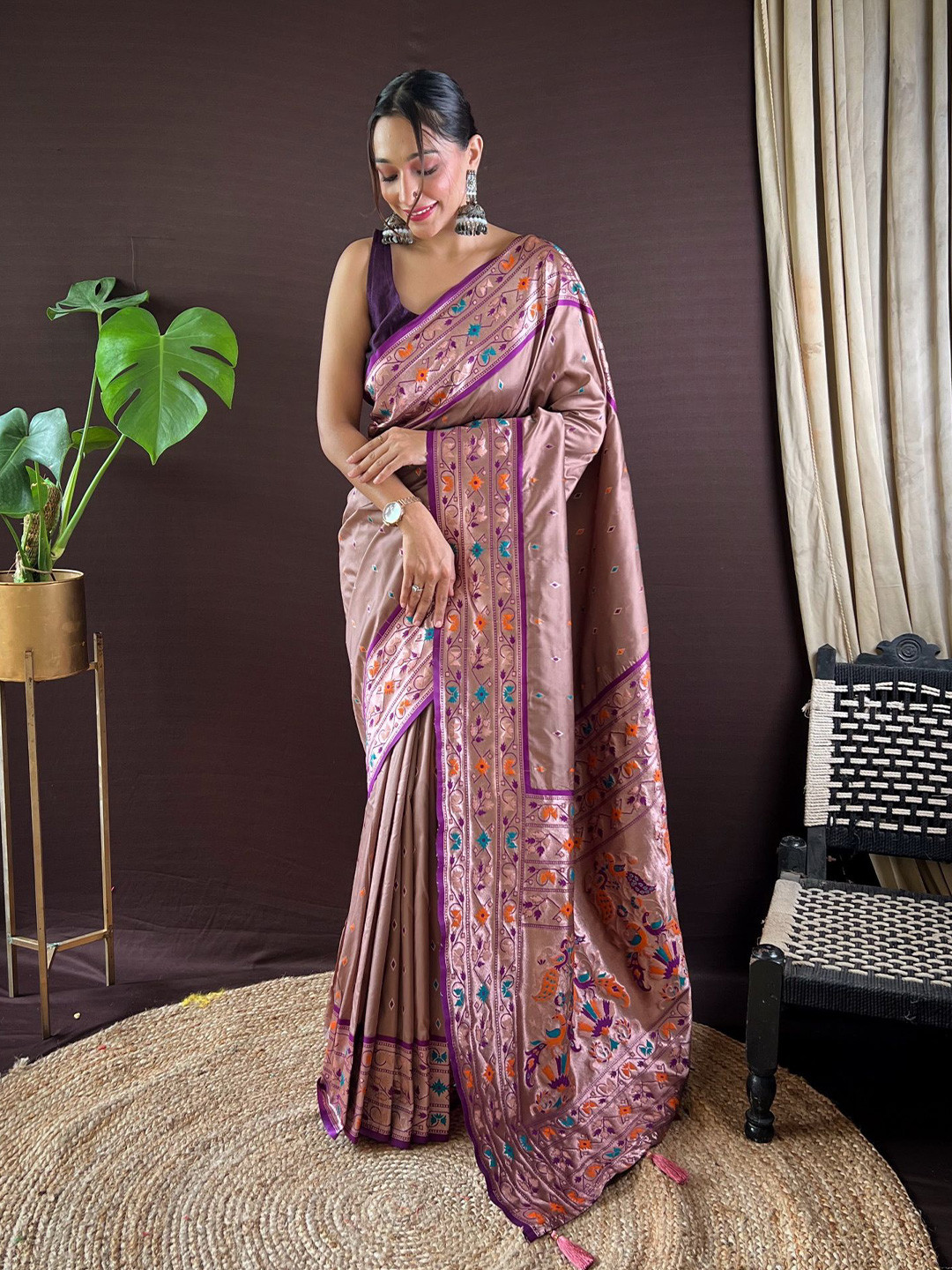 

Divyadham Textiles Woven Design Zari Pure Silk Paithani Saree, Brown