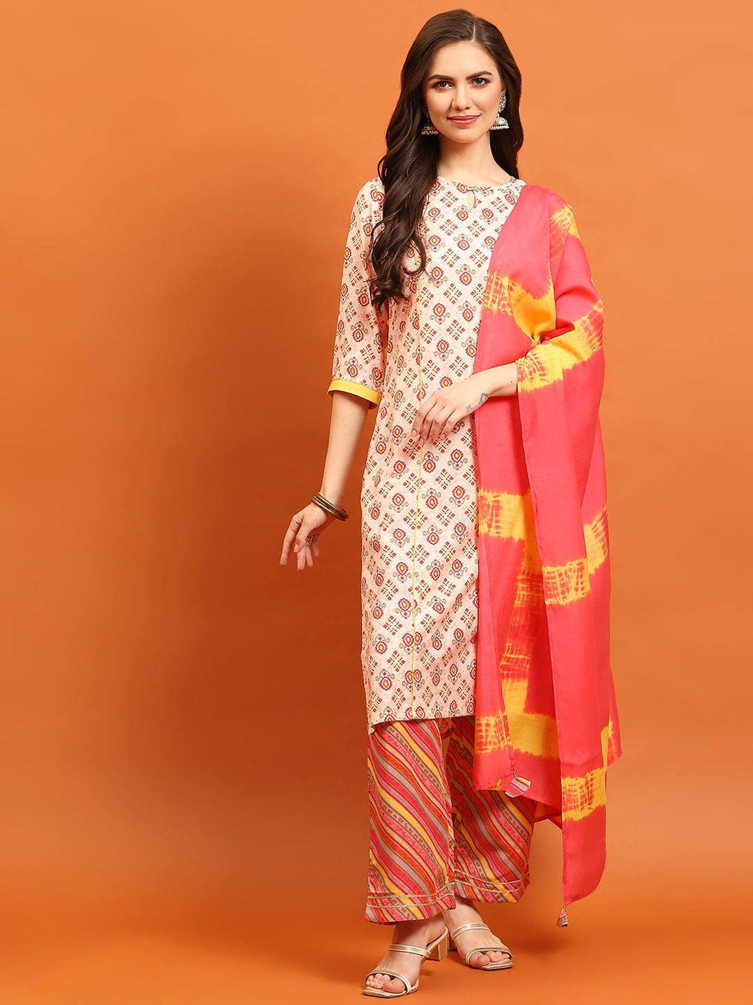 

Shree Floral Printed Liva Kurta with Trousers & Dupatta, Coral