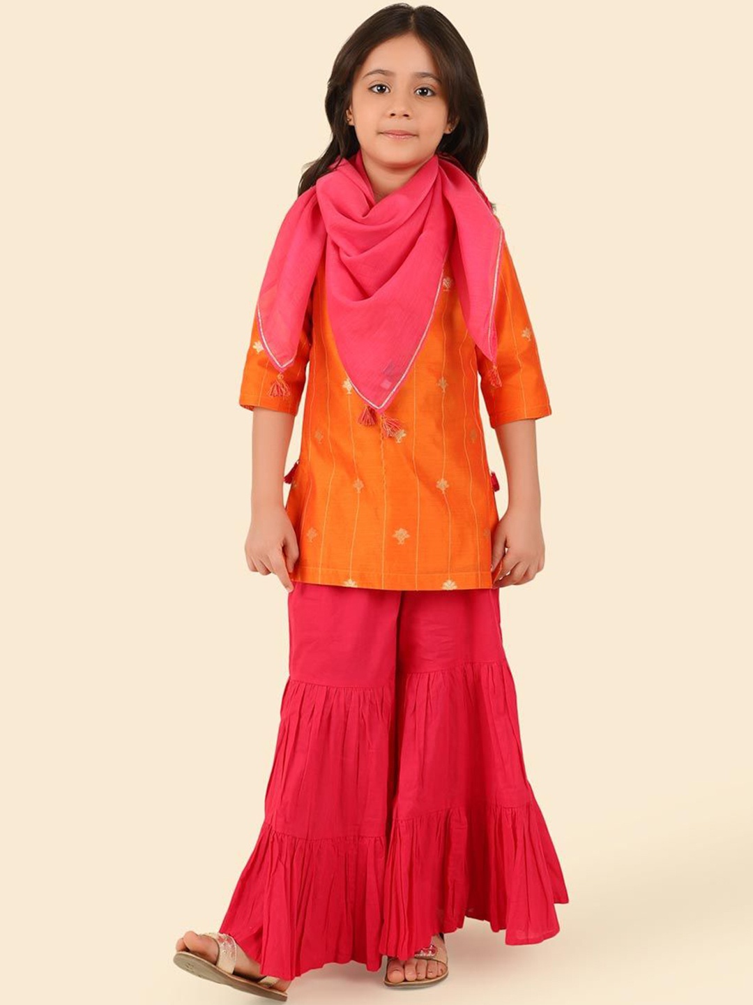 

Fabindia Girls Floral Regular Kurta with Sharara & With Dupatta, Orange