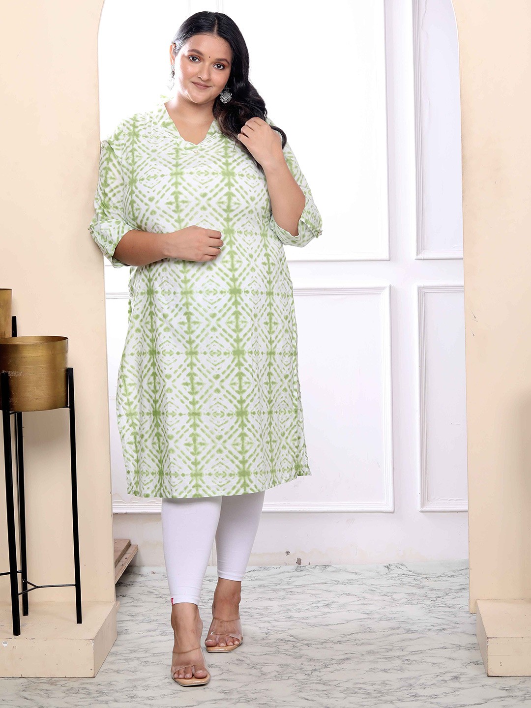 

MIRAVAN Ethnic Motif Printed Straight Kurta, Green