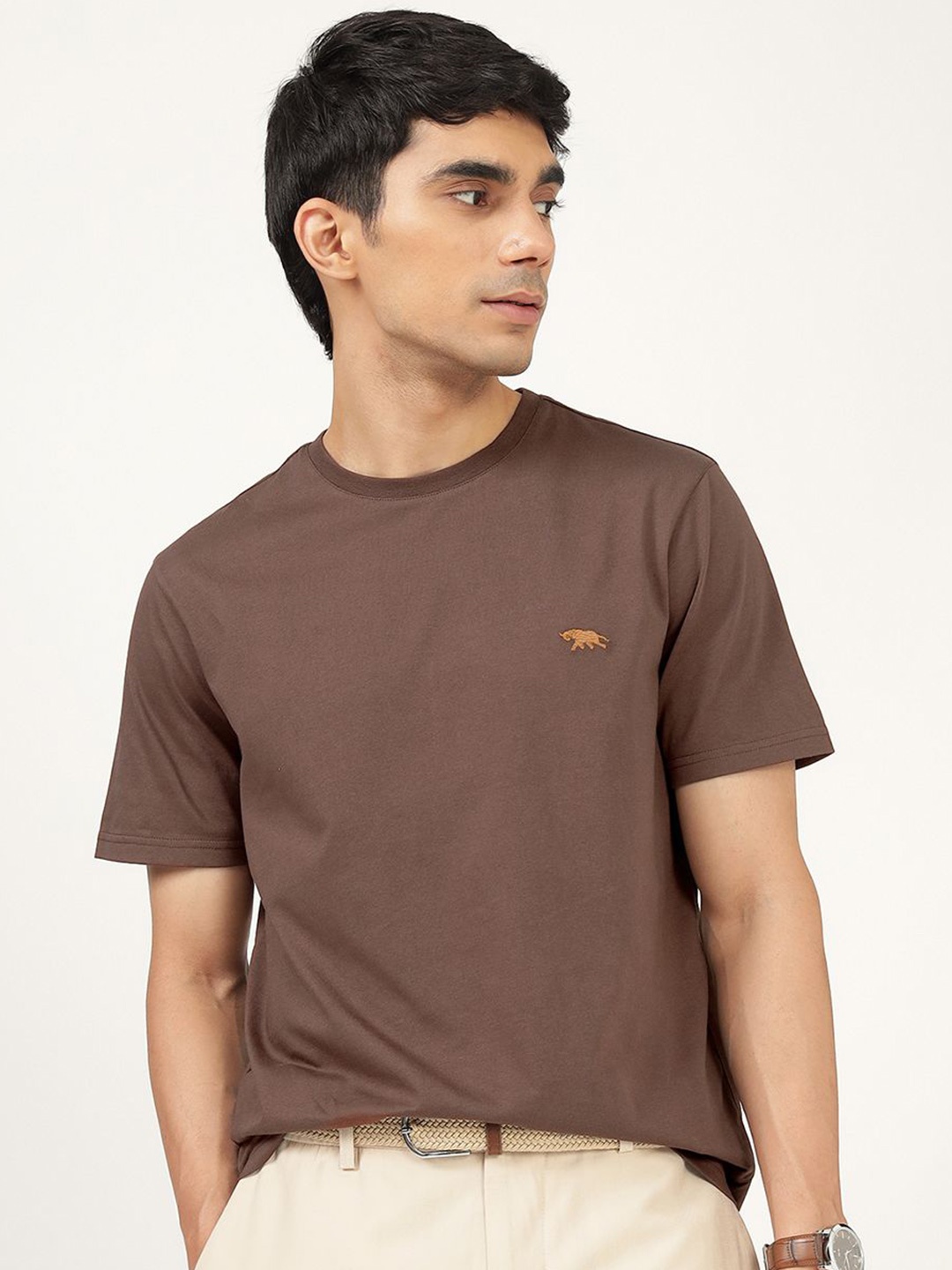 

Andamen Men Solid Round Neck Cotton T-shirt, Brown