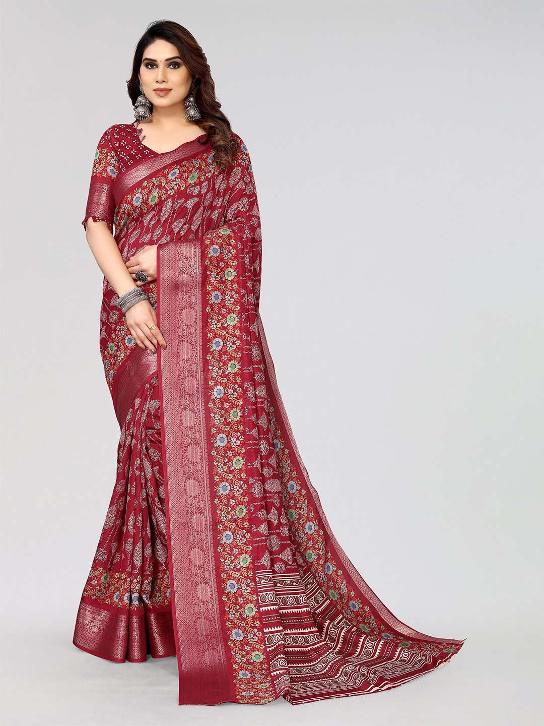 

VIRICA Women Woven Design Floral Printed Saree With Zari Border, Maroon