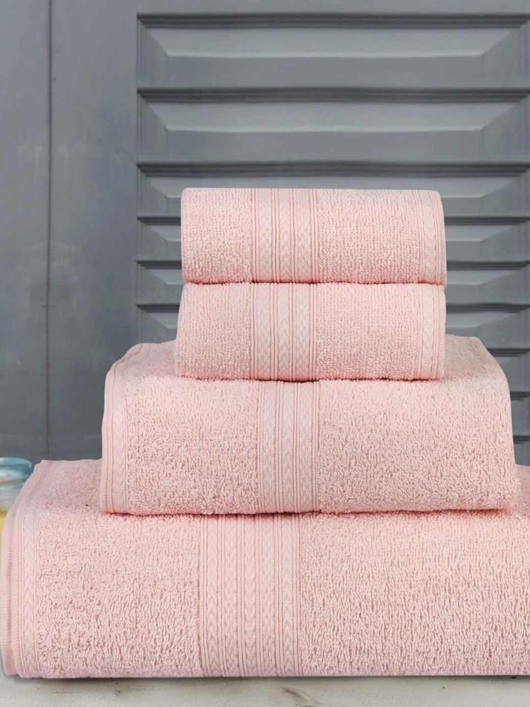 

BOMBAY DYEING Peach-Coloured 4 Pieces Pure Cotton 450 GSM Towel Set