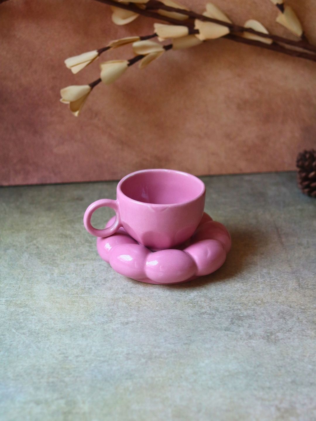 

WEAVING HOMES Pink Sunflower Cup & Saucer 180 ml