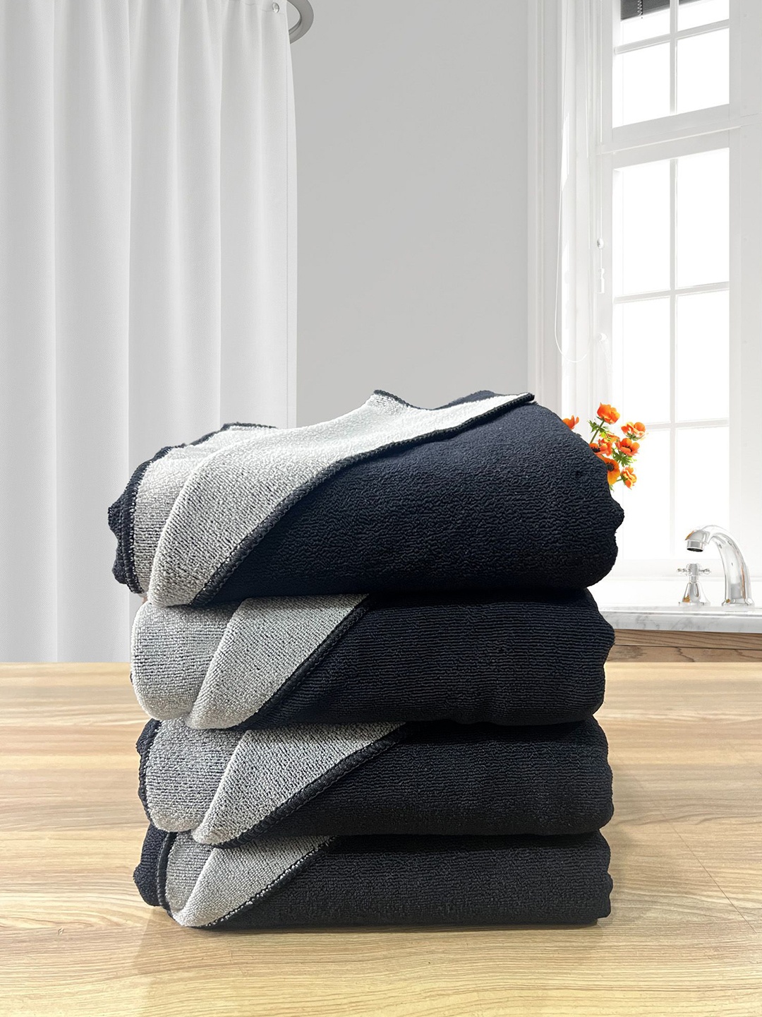 

LABHAM Euphoria Black 4 Pieces Cotton 450 GSM Reversible Bath Towel