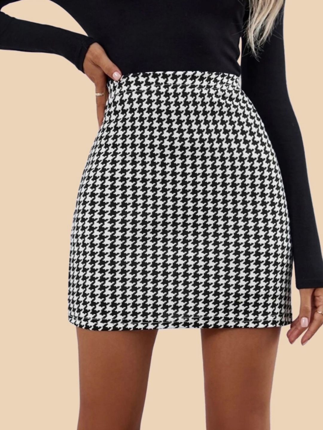 

BUY NEW TREND Houndstooth Print Mini Skirt, Black