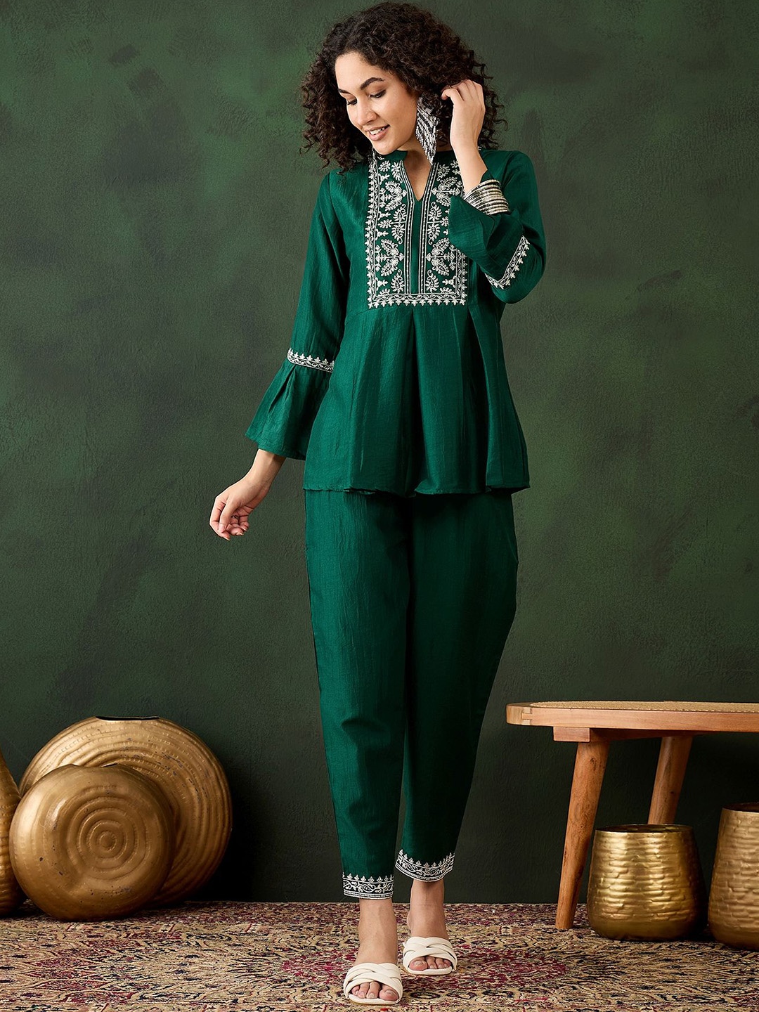 

Sangria Green Floral Embroidered Mandarin Collar Tunic With Trousers