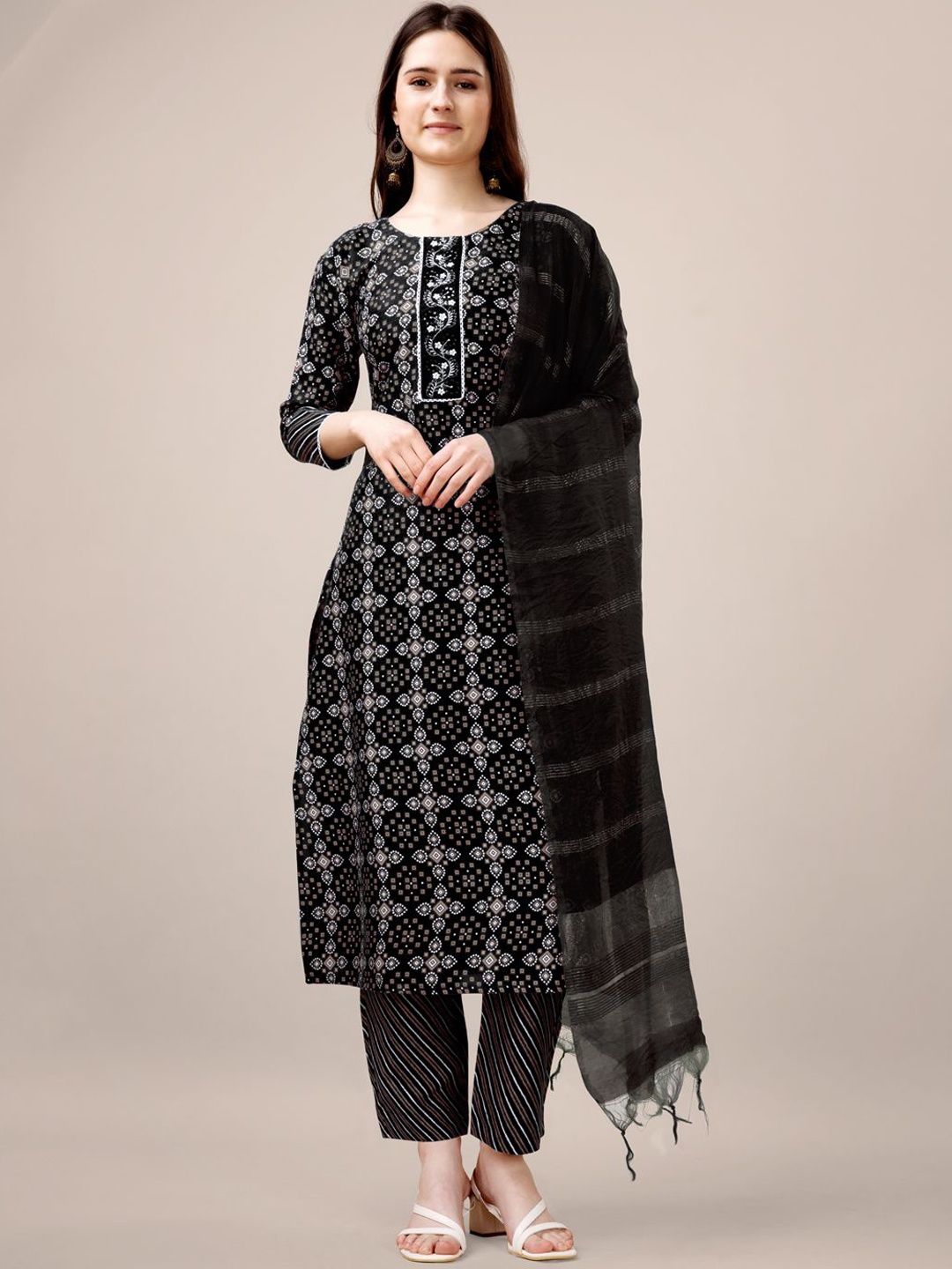 

Rujave Bandhani Printed Sequinned Straight Kurta With Trousers & Dupatta, Black