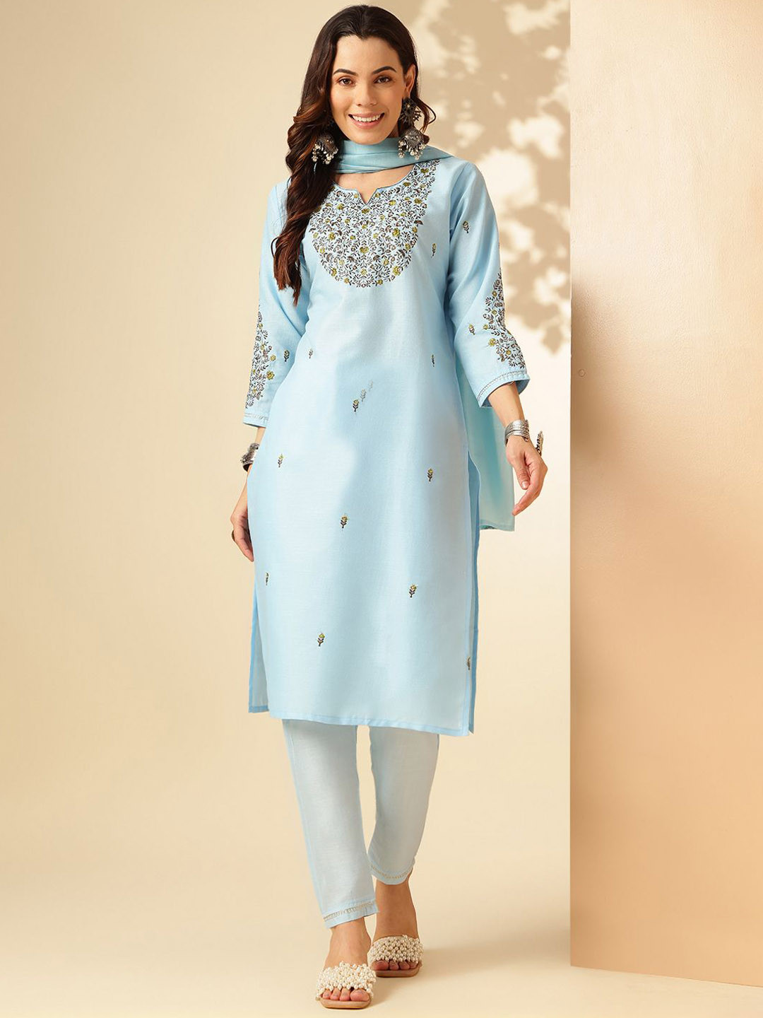 

Anouk Floral Embroidered Regular Thread Work Straight Kurta with Trousers & Dupatta, Blue