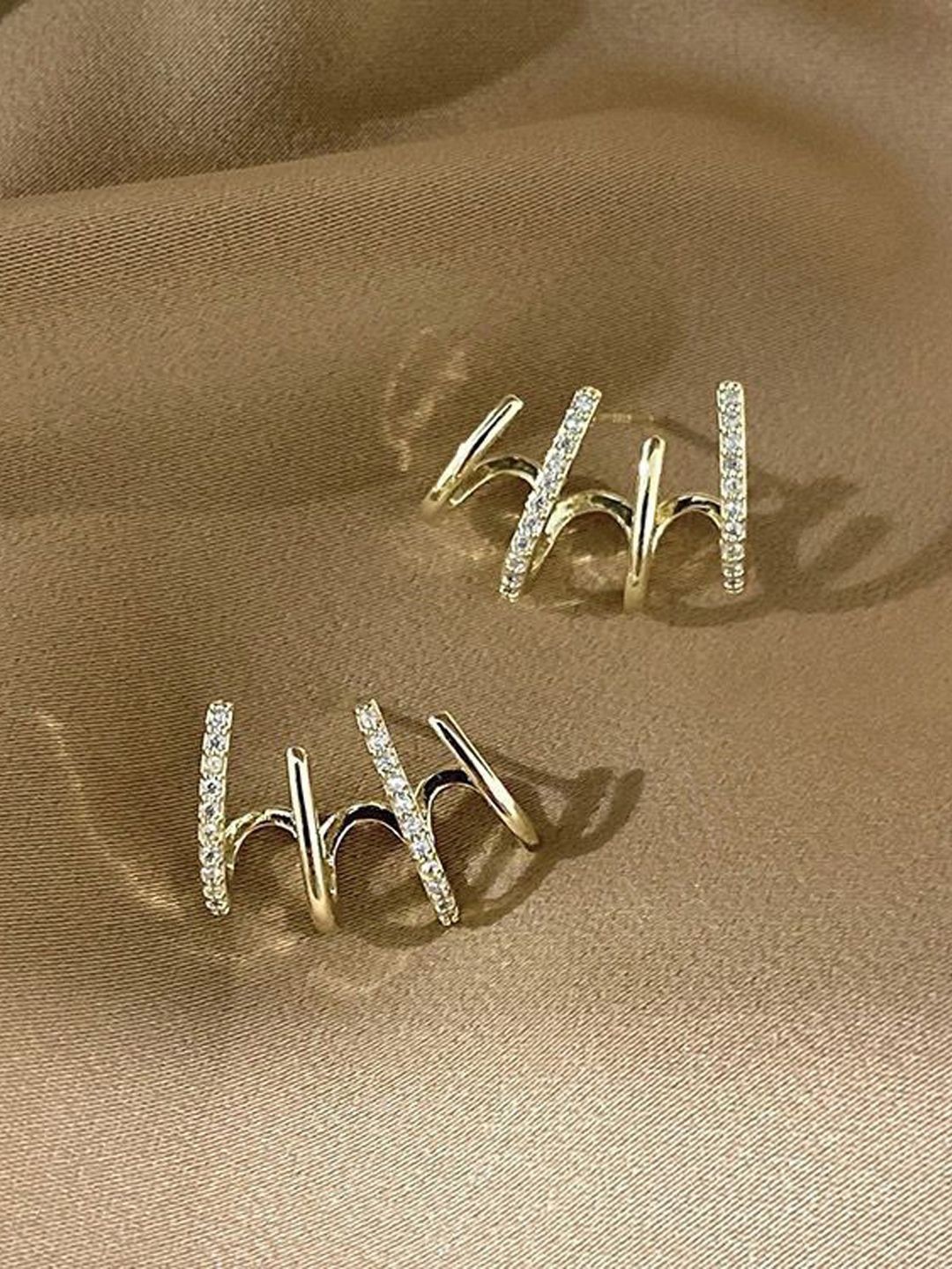 

FIMBUL Gold-Plated Zircon Classic Studs