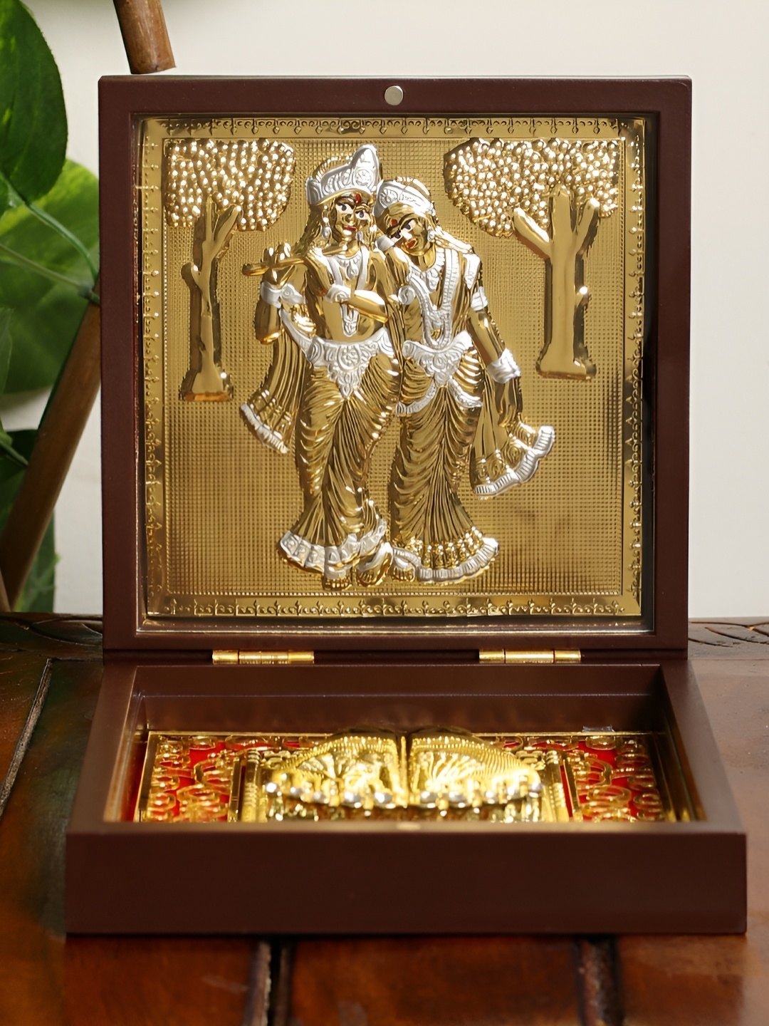 

INTERNATIONAL GIFT Gold Toned & Brown Shree Radha Krishna Charan Paduka in Decorative Box