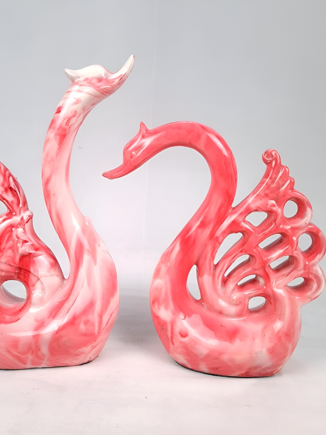 

apka mart Pink & White 2 Pieces Swan Figurine Showpiece