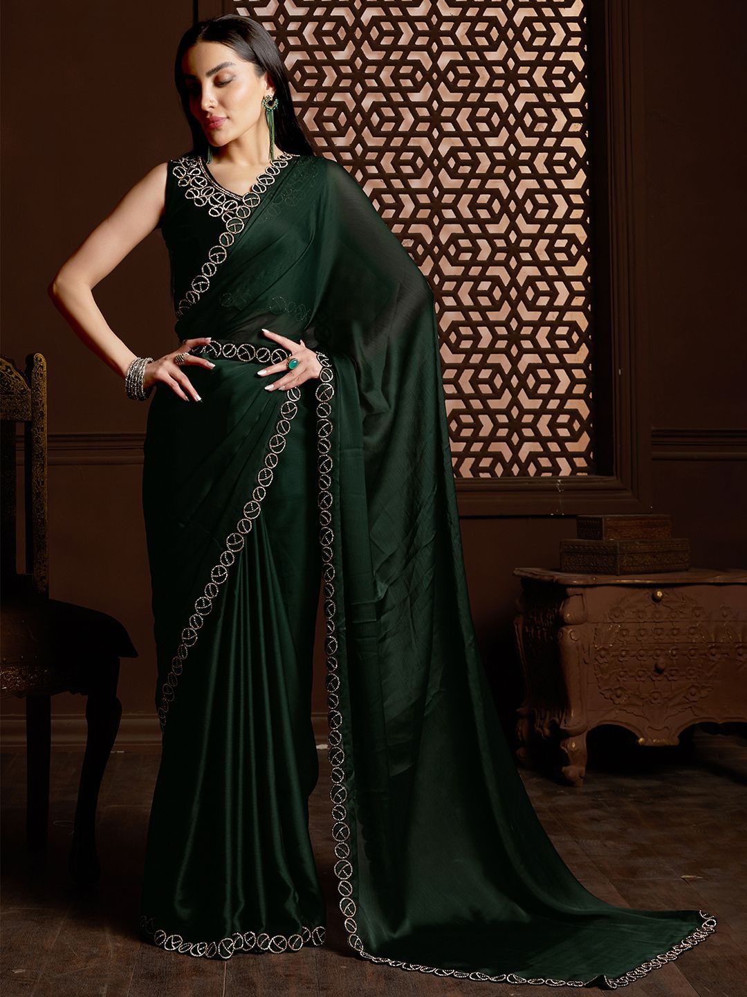 

Anouk Solid Beads and Stones Belted Saree, Green