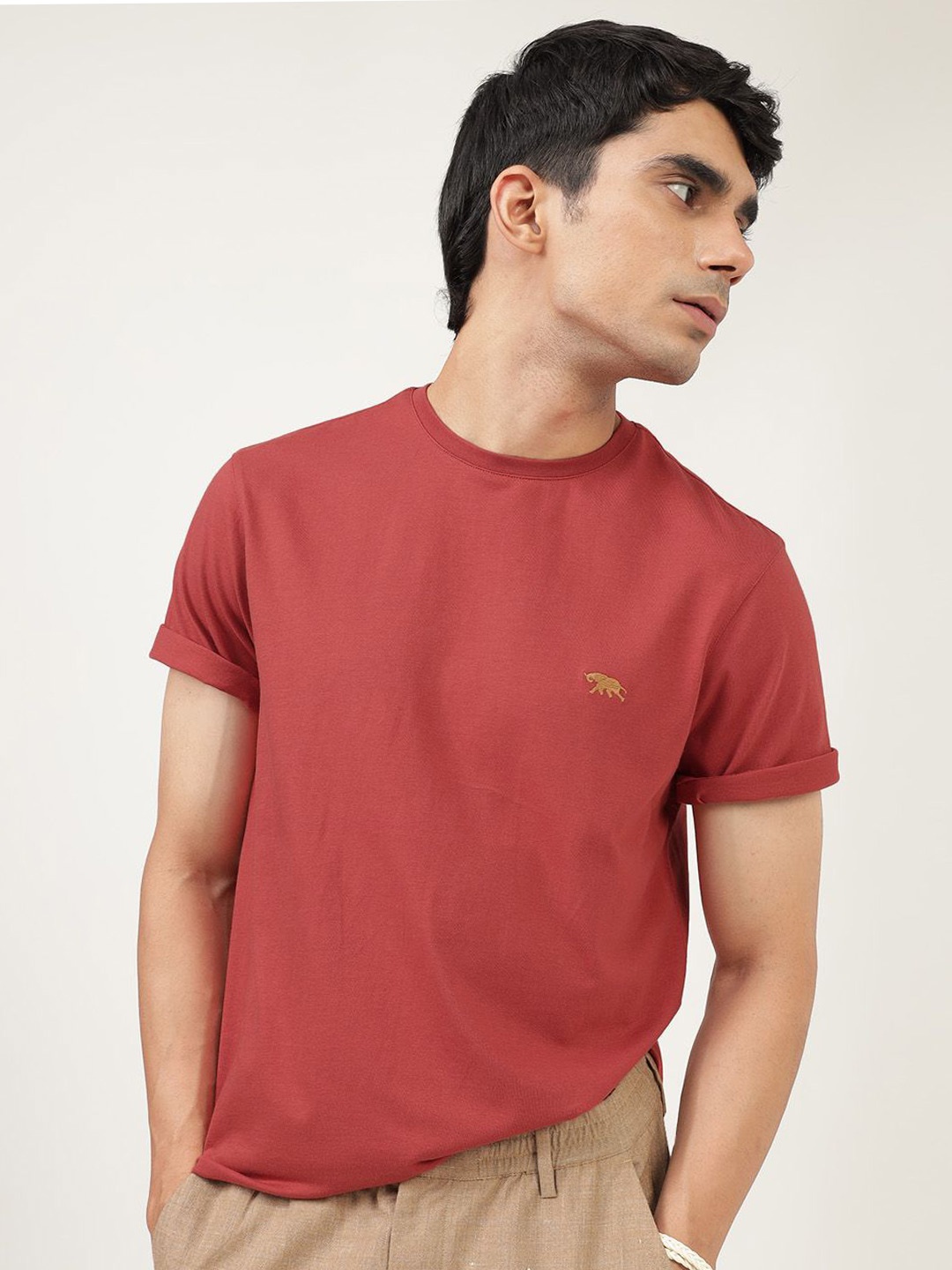 

Andamen Men Solid Round Neck Cotton T-Shirt, Rust