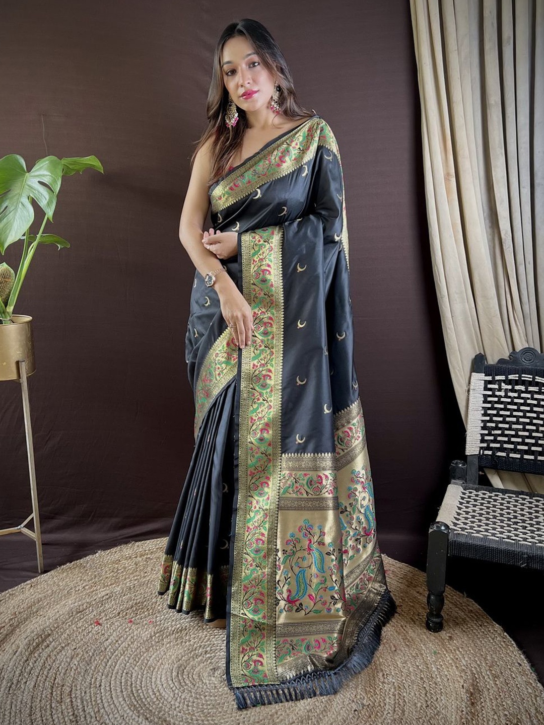 

Divyadham Textiles Woven Design Zari Pure Silk Paithani Saree, Black