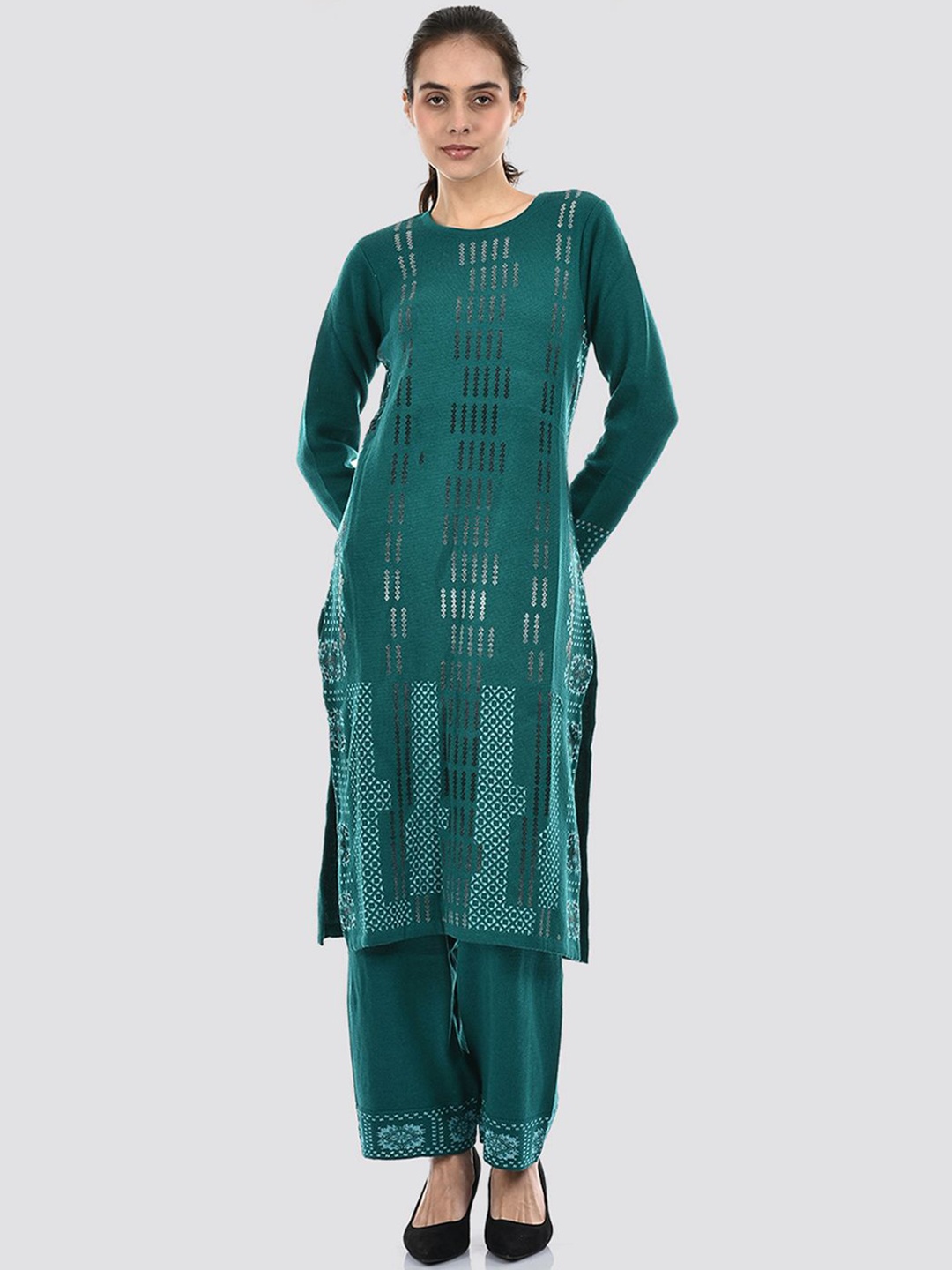

American Eye Geometric Woven Design Round Neck Straight Kurta With Palazzos, Green