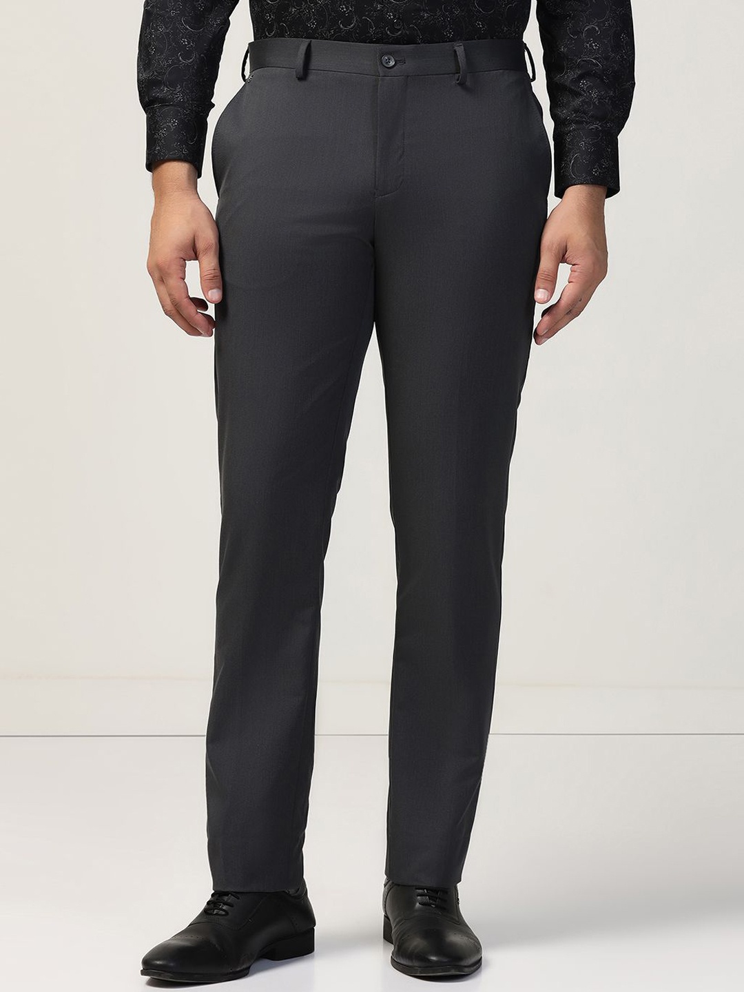 

Blackberrys Men Slim Fit Chinos Trousers, Grey