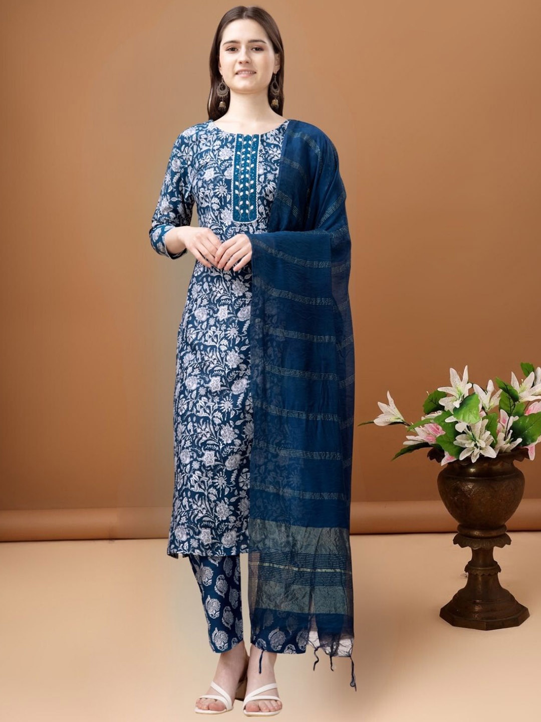 

MAGMINA Floral Printed Straight Sequinned Kurta with Trousers & Dupatta, Blue