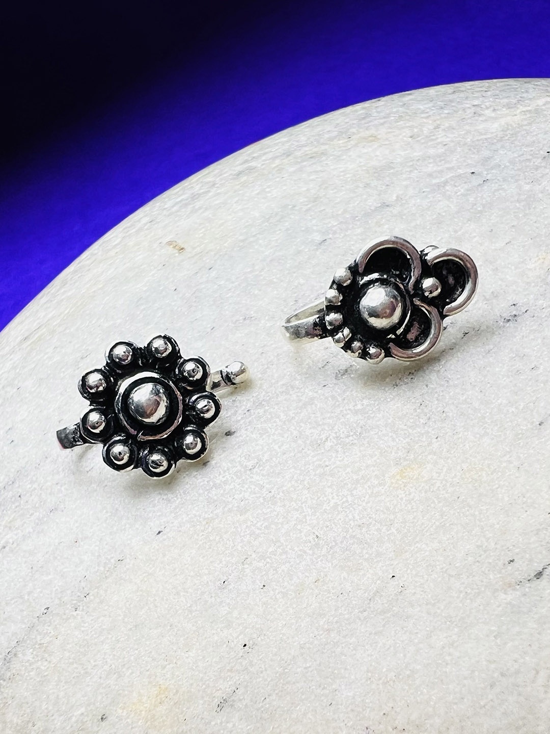 

Arte Jewels Set Of 2 Sterling Silver Oxidised Stud Nosepin