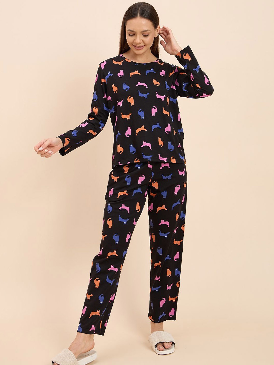 

Sweet Dreams Pawprint Pyjama Set, Black