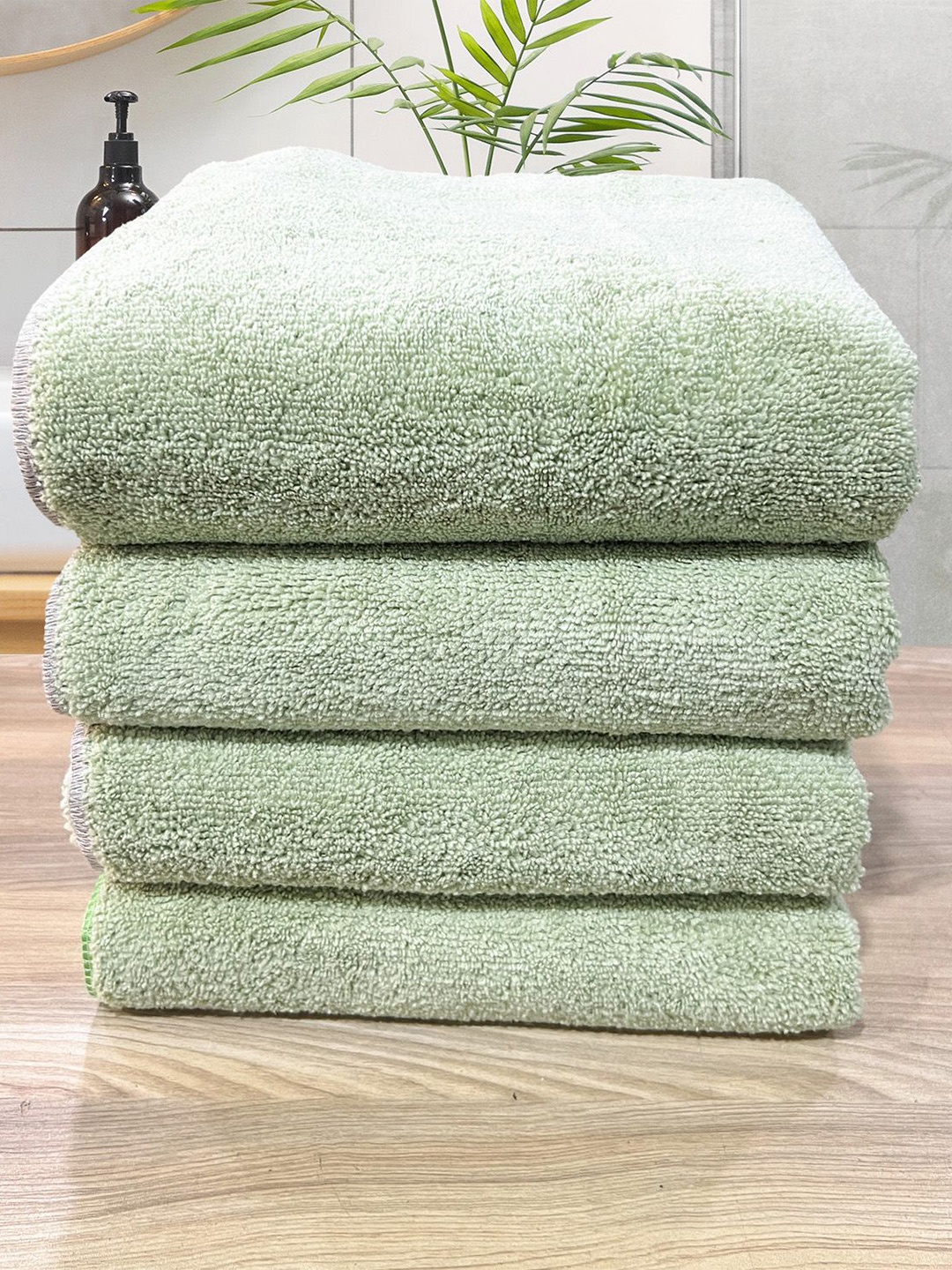 

LABHAM Olive Green 4 Pieces Cotton 450 GSM Bath Towel