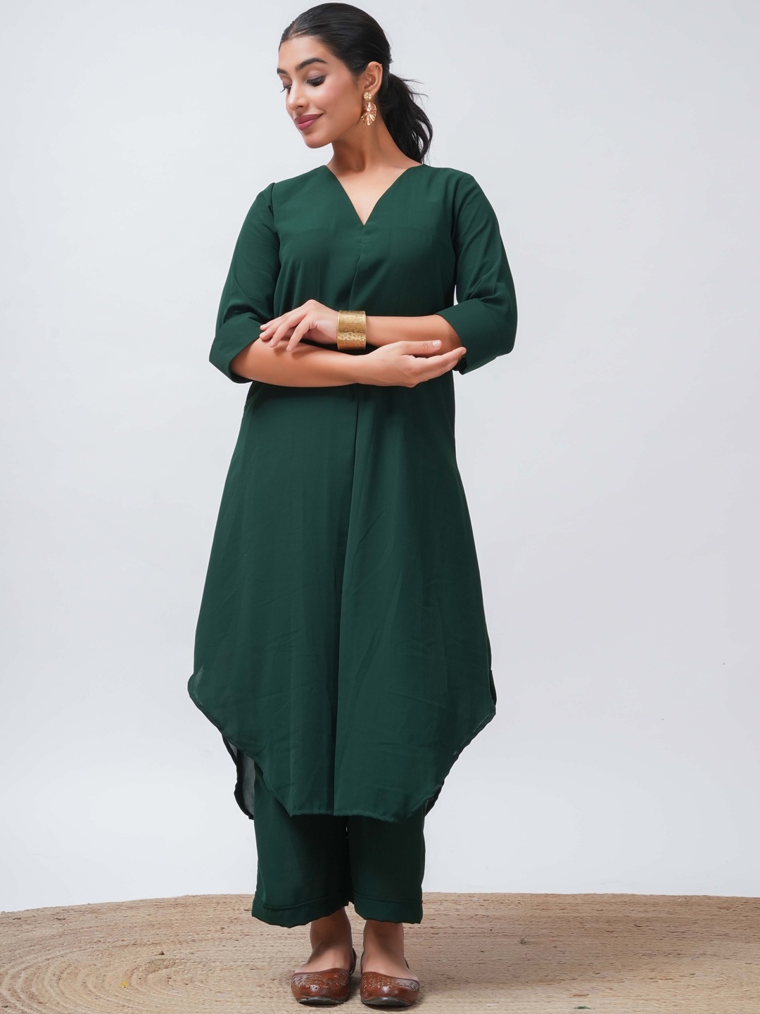 

Salvia Sky V Neck Regular A Line Kurta with Trousers, Green