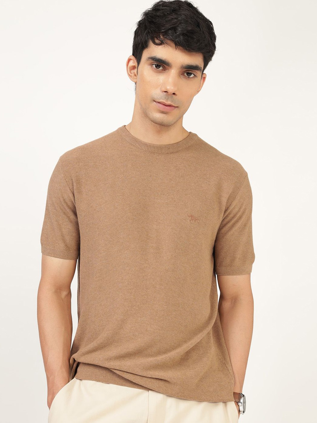 

Andamen Men Solid Round Neck Cotton T-shirt, Khaki