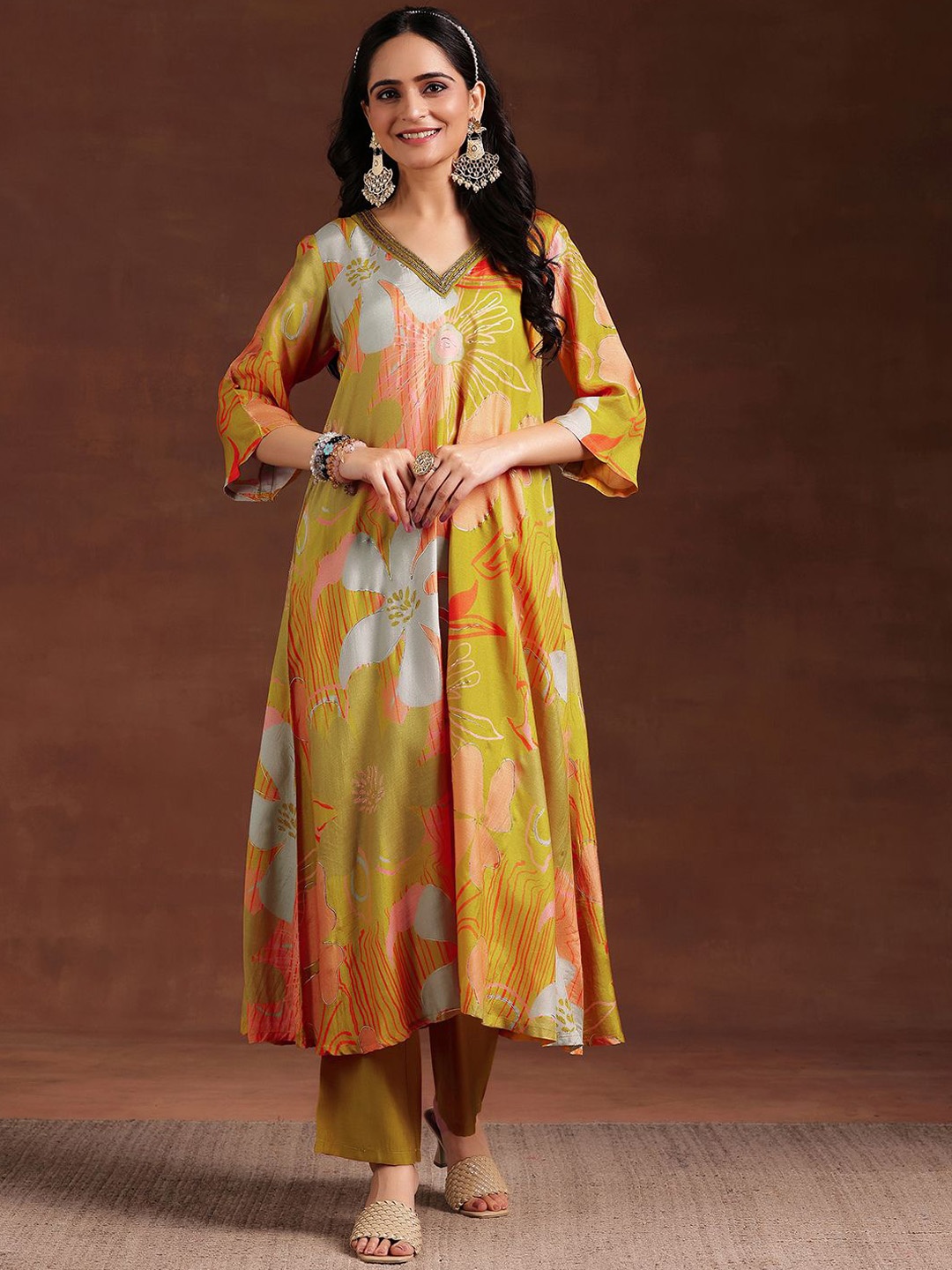 

Libas Floral Printed Beads & Stones A-Line Tunic & Palazzos, Mustard
