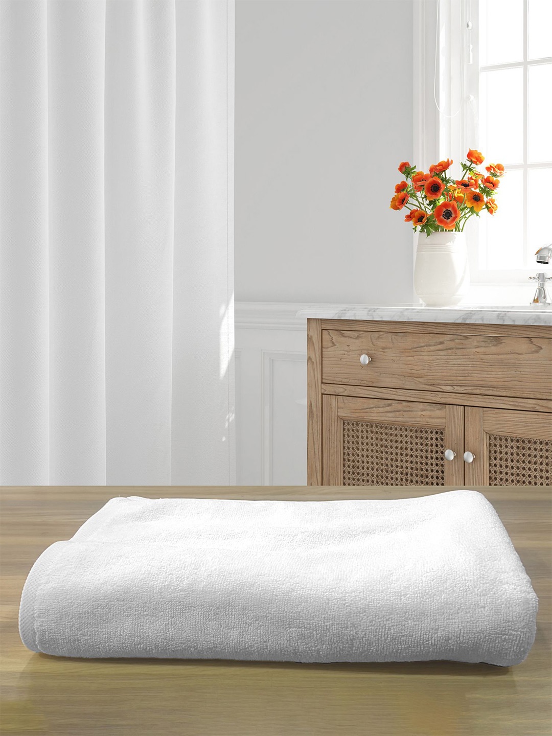 

LABHAM White 670 GSM Pure Cotton Bath Towel