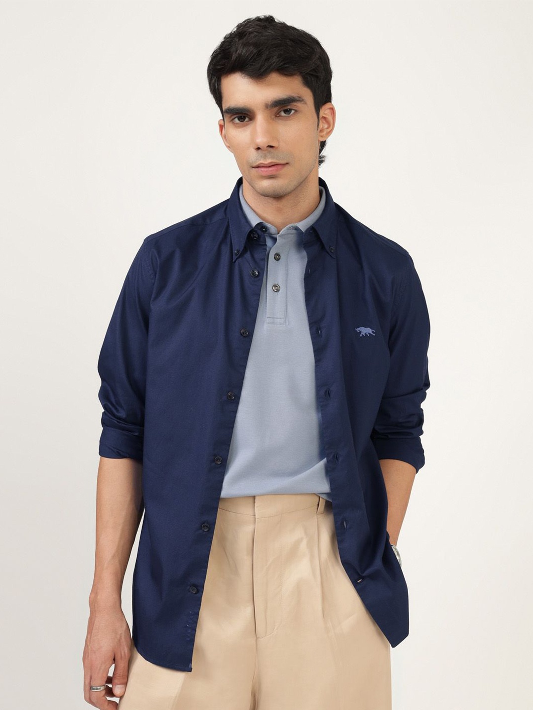 

Andamen Men Premium Button-Down Collar Solid Cotton Slim Fit Casual Shirt, Navy blue