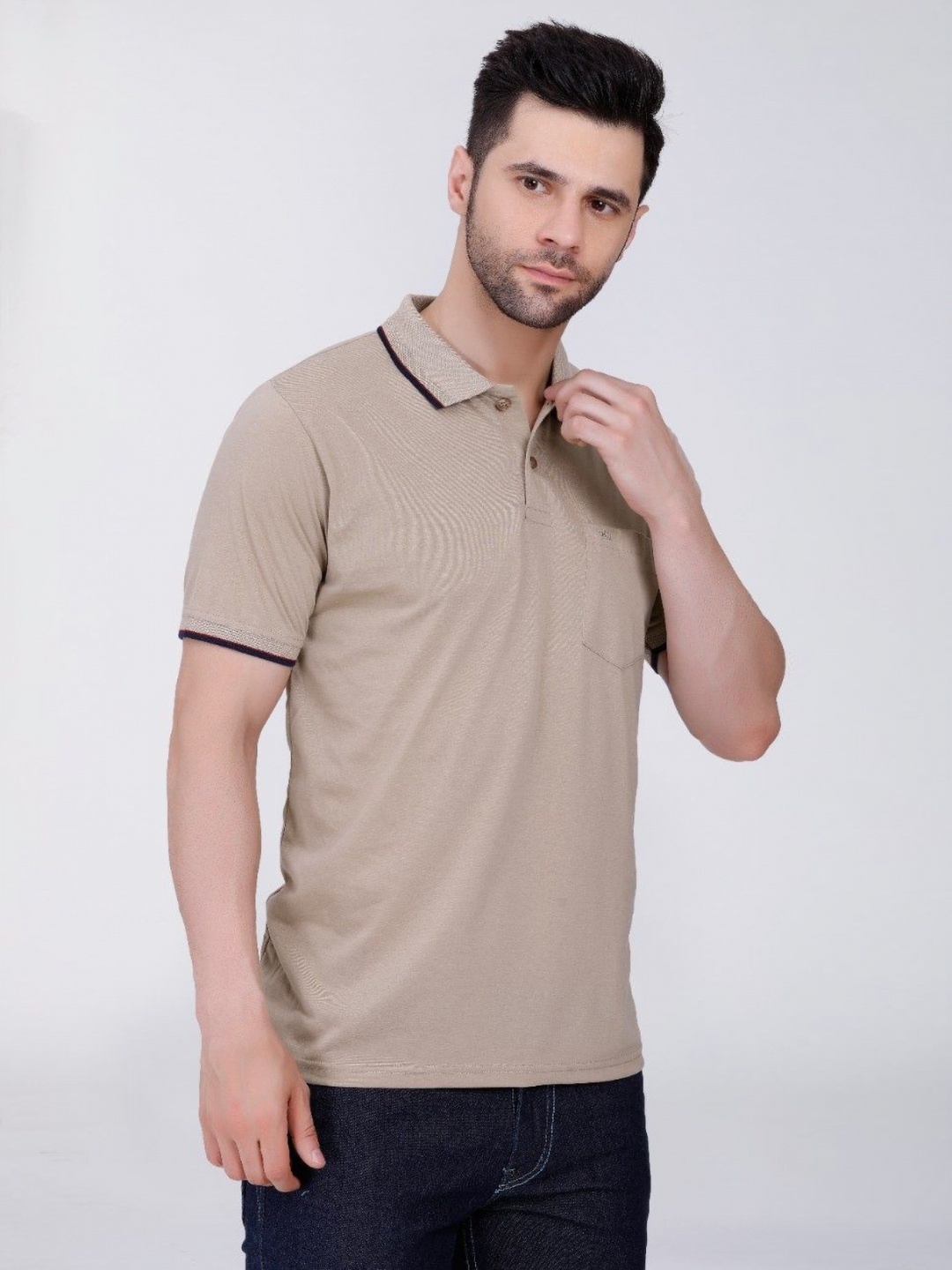 

ARRAY Men Solid Polo Collar Cotton T-shirt, Brown