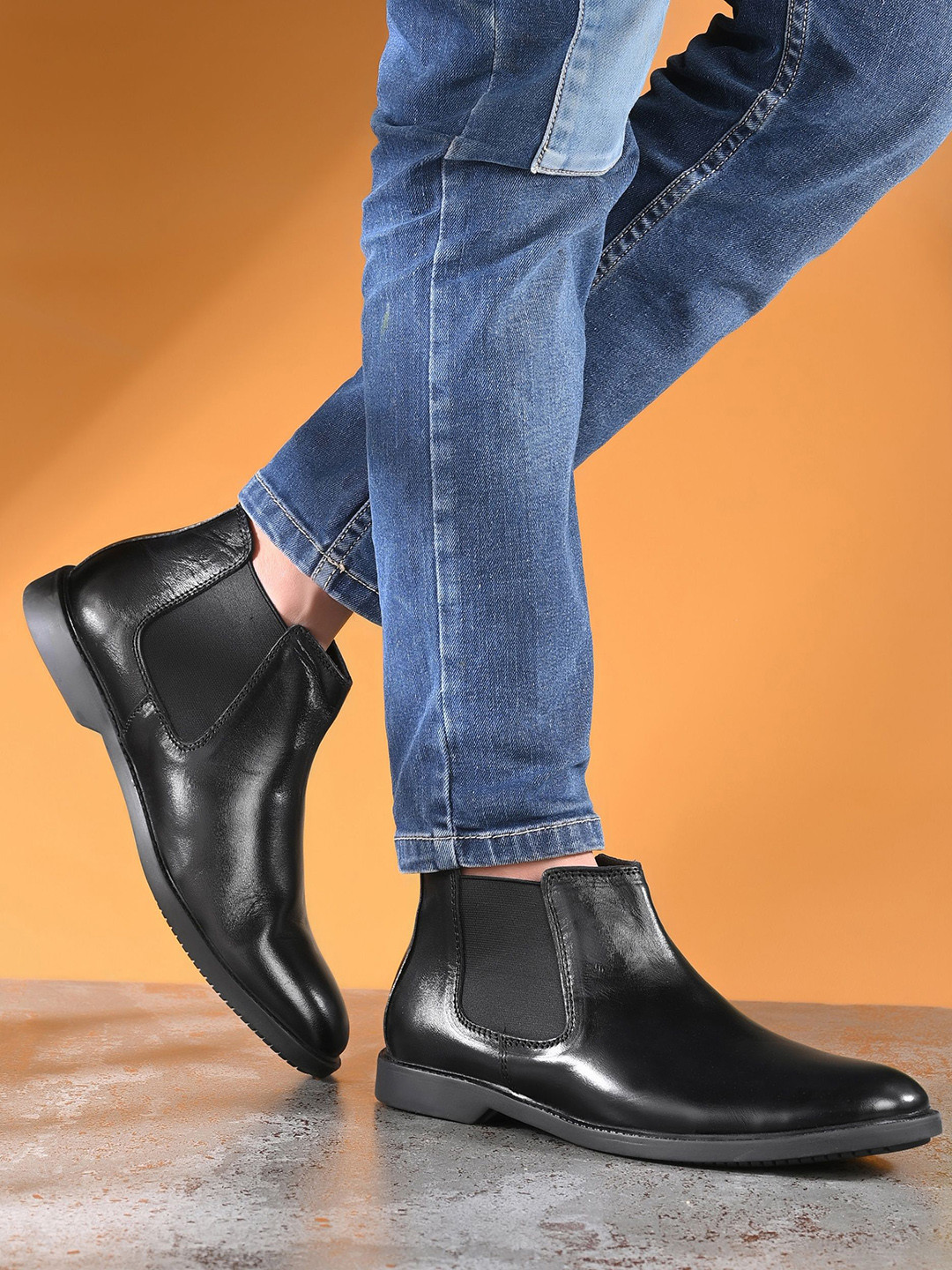

AfroJack Men Leather Slip-On Chelsea Boots, Black