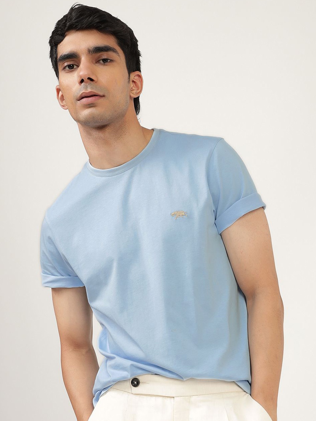 

Andamen Men Solid Round Neck Cotton T-Shirt, Blue