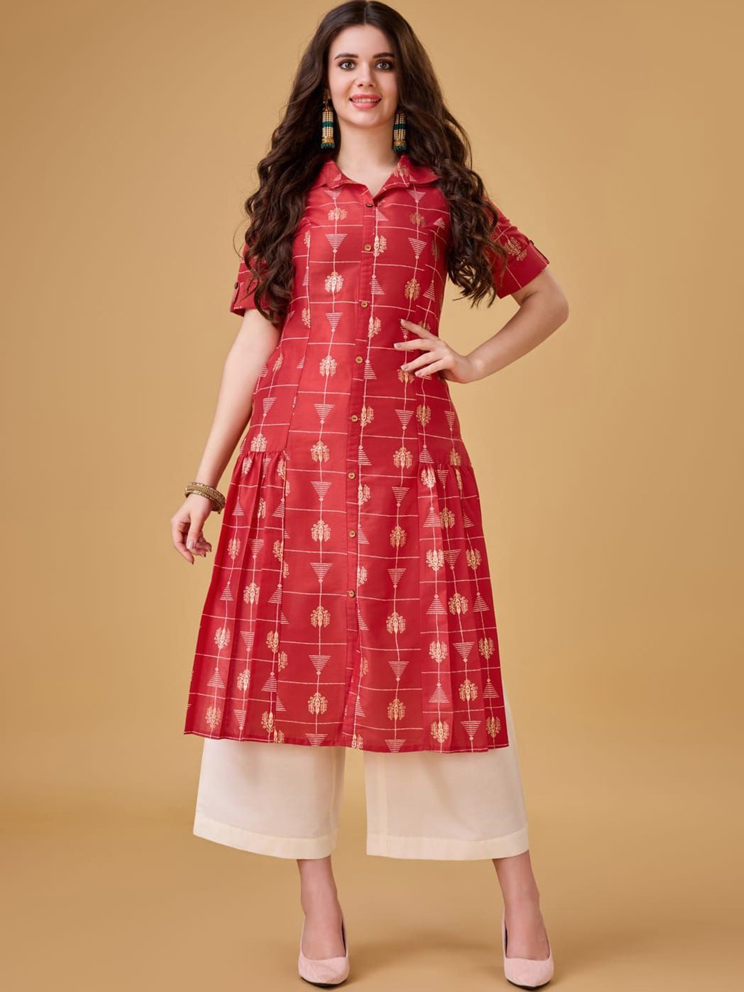 

Suha Ethnic Motifs Printed Shirt Collar Straight Kurta, Red