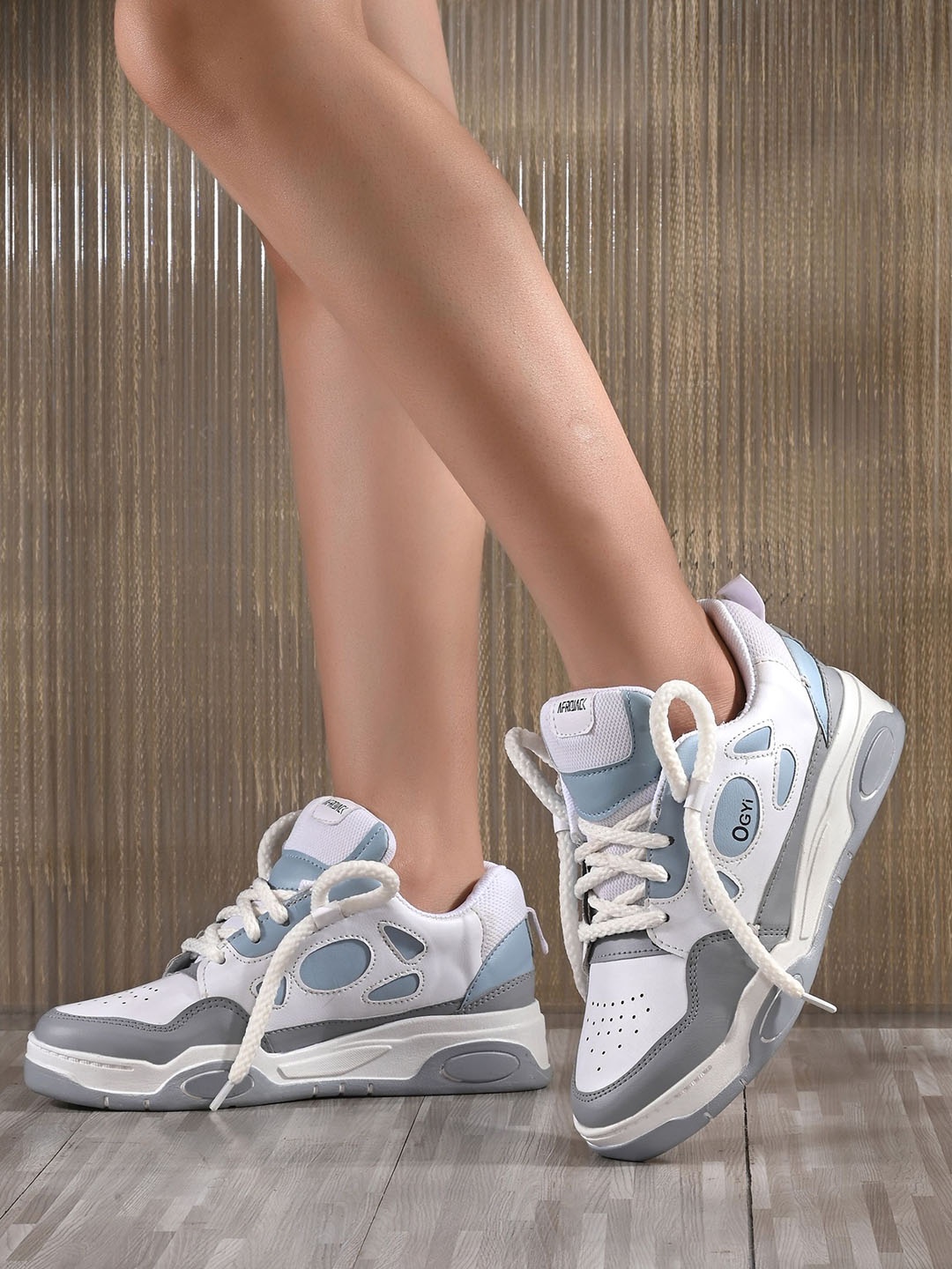 

AfroJack Women Printed Sneakers, Grey