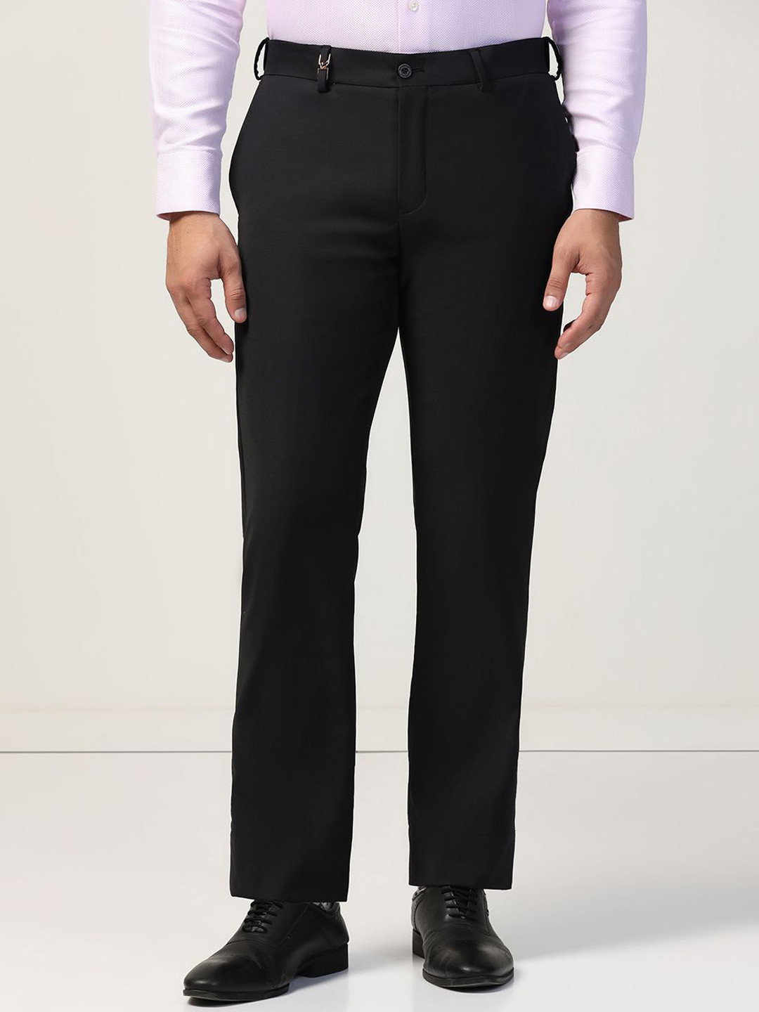 

Blackberrys Men Luxe Slim Fit Formal Trouser, Black