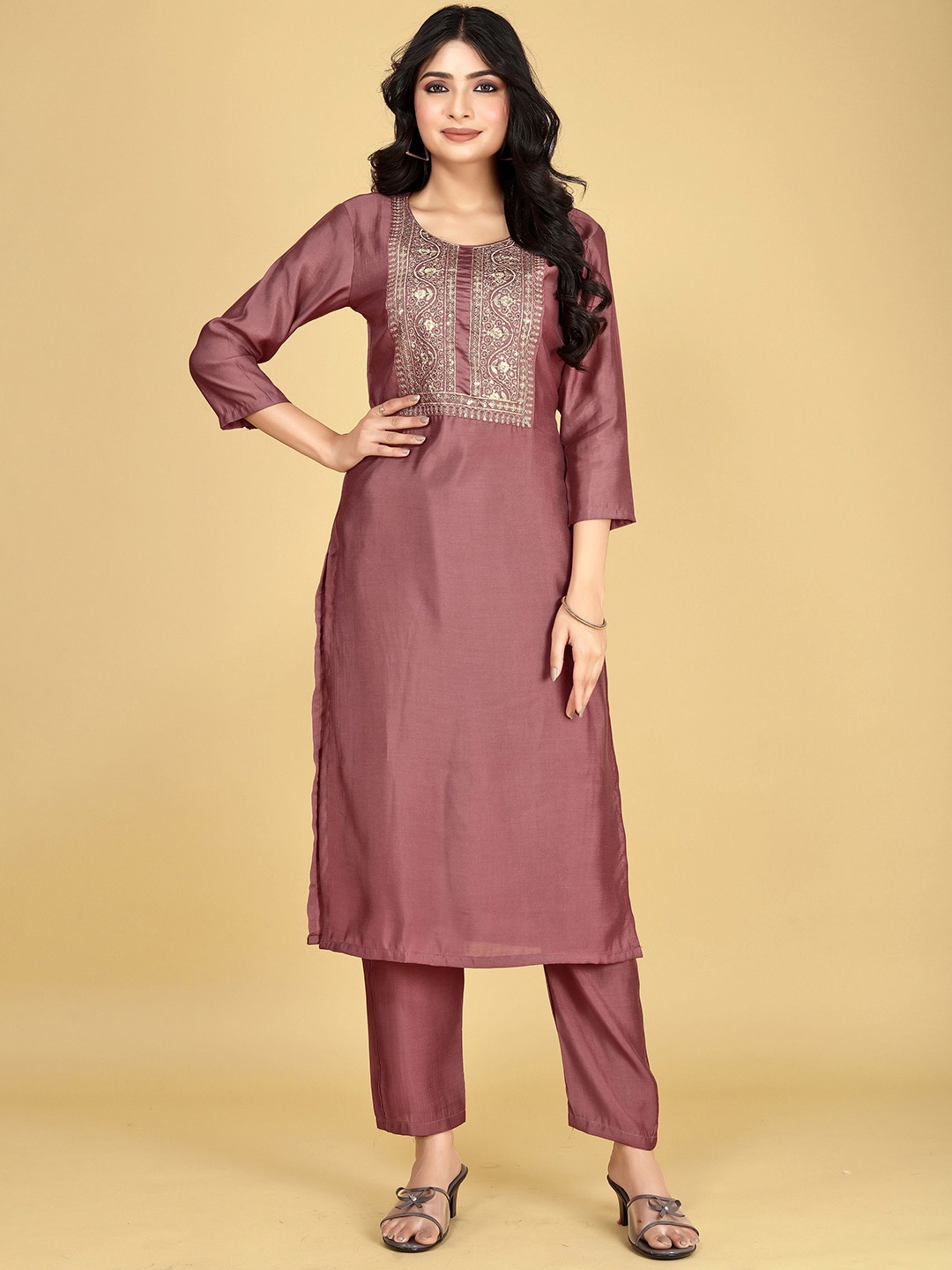 

JDS LIFESTYLE Ethnic Motifs Yoke Design Straight Kurta With Trousers & Duppatta, Brown