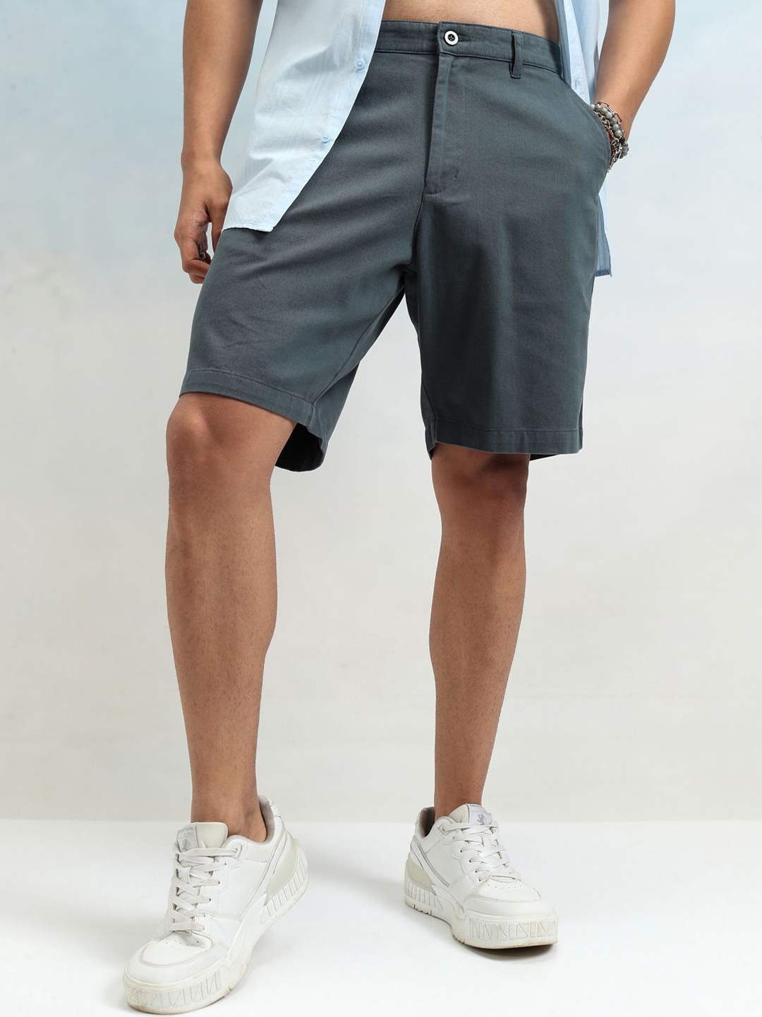 

HIGHLANDER Solid Men Shorts, Blue