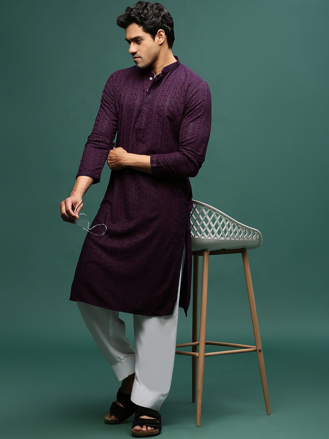 

Sangria Purple Geometric Embroidered Chikankari Straight Kurta With Trousers