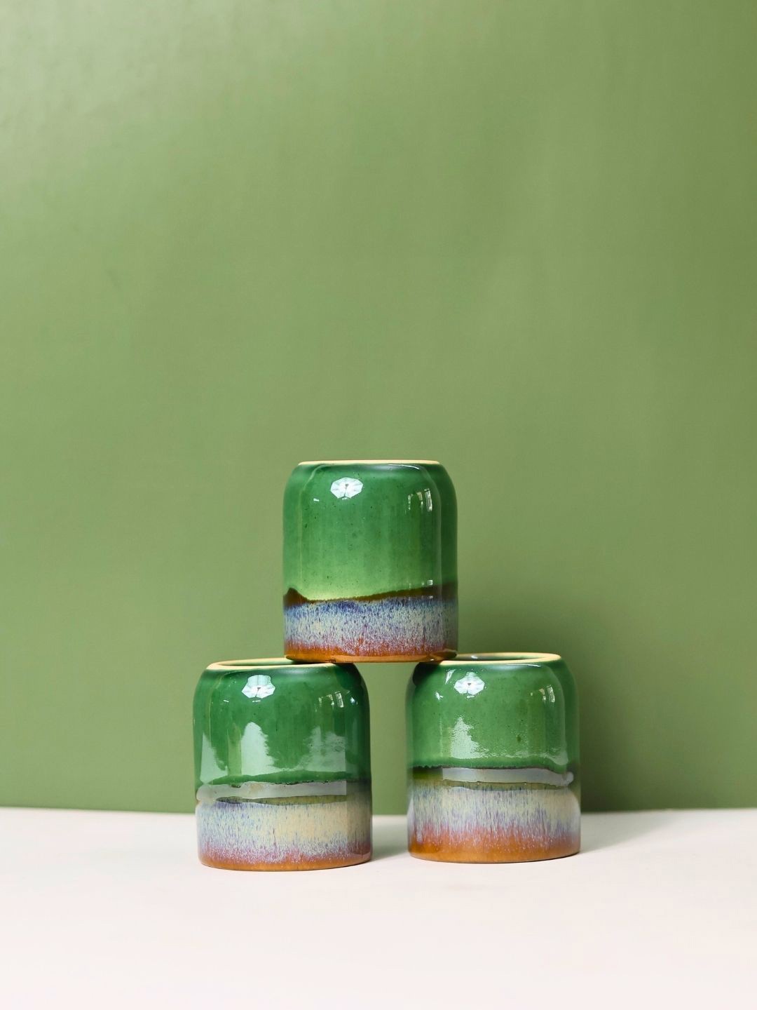 

WEAVING HOMES Green & Brown 3 Pieces Printed Ceramic Glossy Dishwasher Safe Kulladhs 150ml