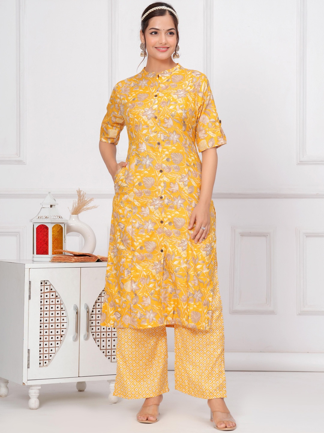 

MILAAV Floral Printed Band Collar Straight Kurta With Palazzos, Yellow