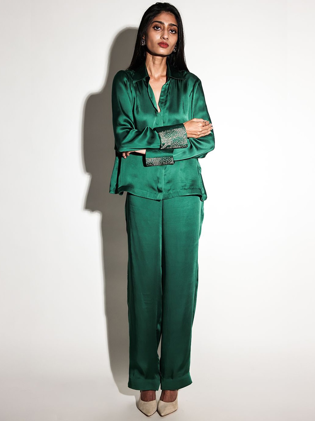 

Arya Giri Cutaway Collar Shirt & Trousers, Green