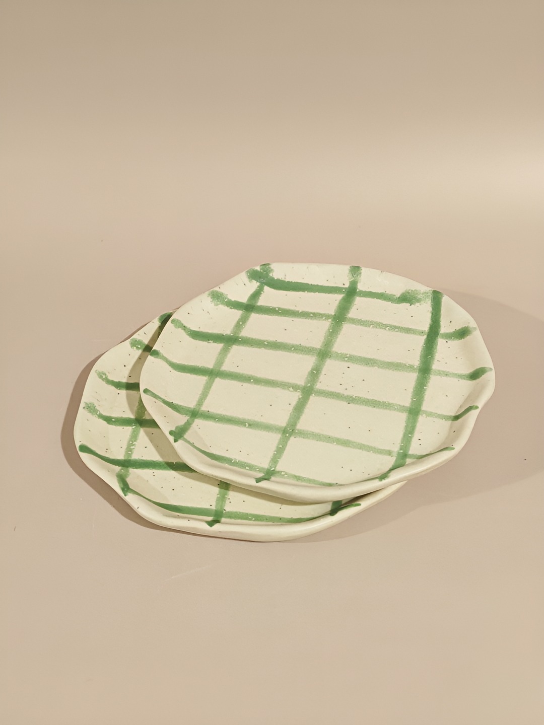 

One Posh Home Green & Ivory 2 Pieces Plaid Pattern Ceramic snack plate