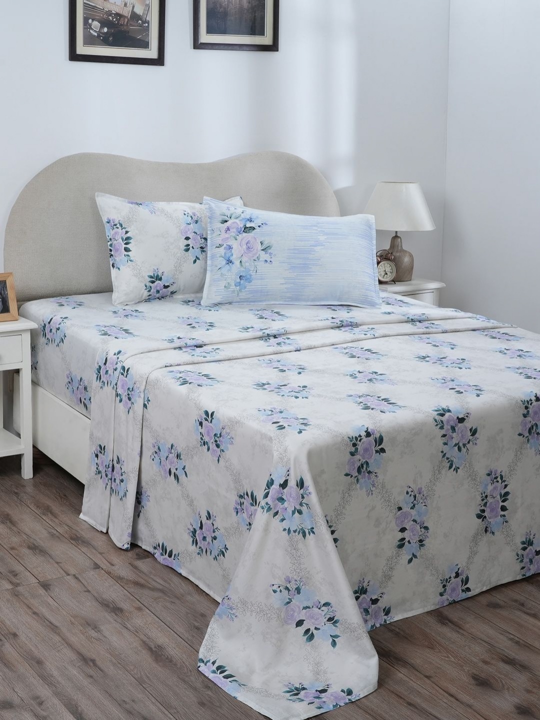 

MASPAR Eclectic Garden Blue Printed 300TC Pure Cotton Double Queen Bedsheet & Pillow Cover