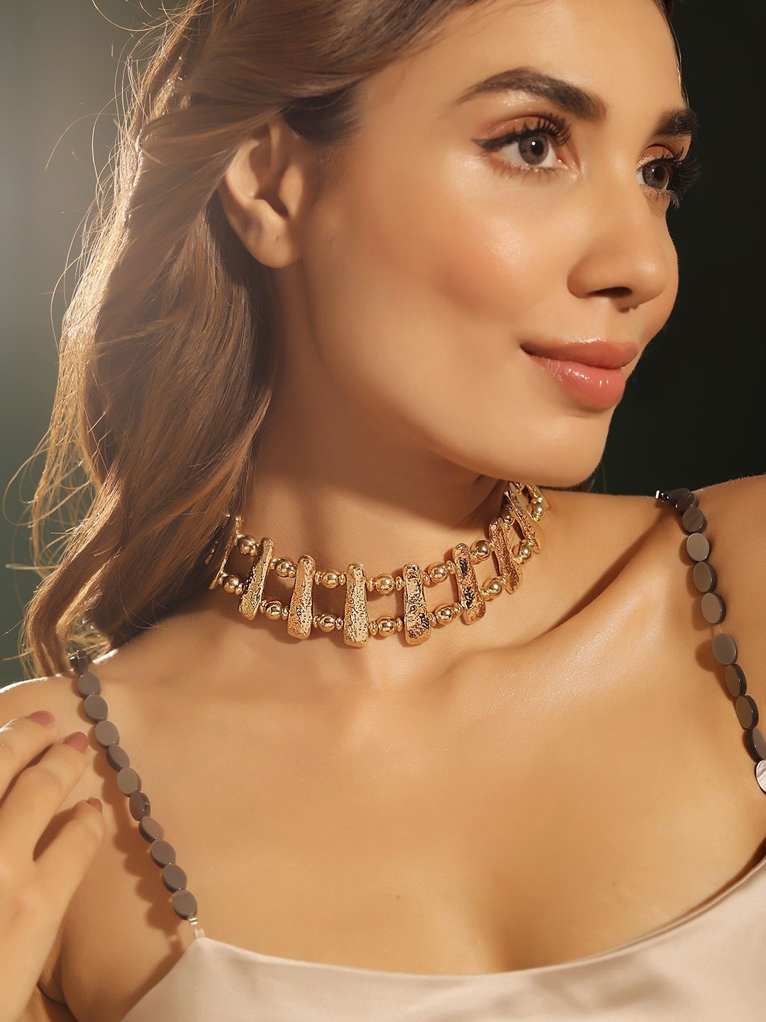 

Priyaasi Gold-Plated Abstract Pattern Fancy Choker Necklace