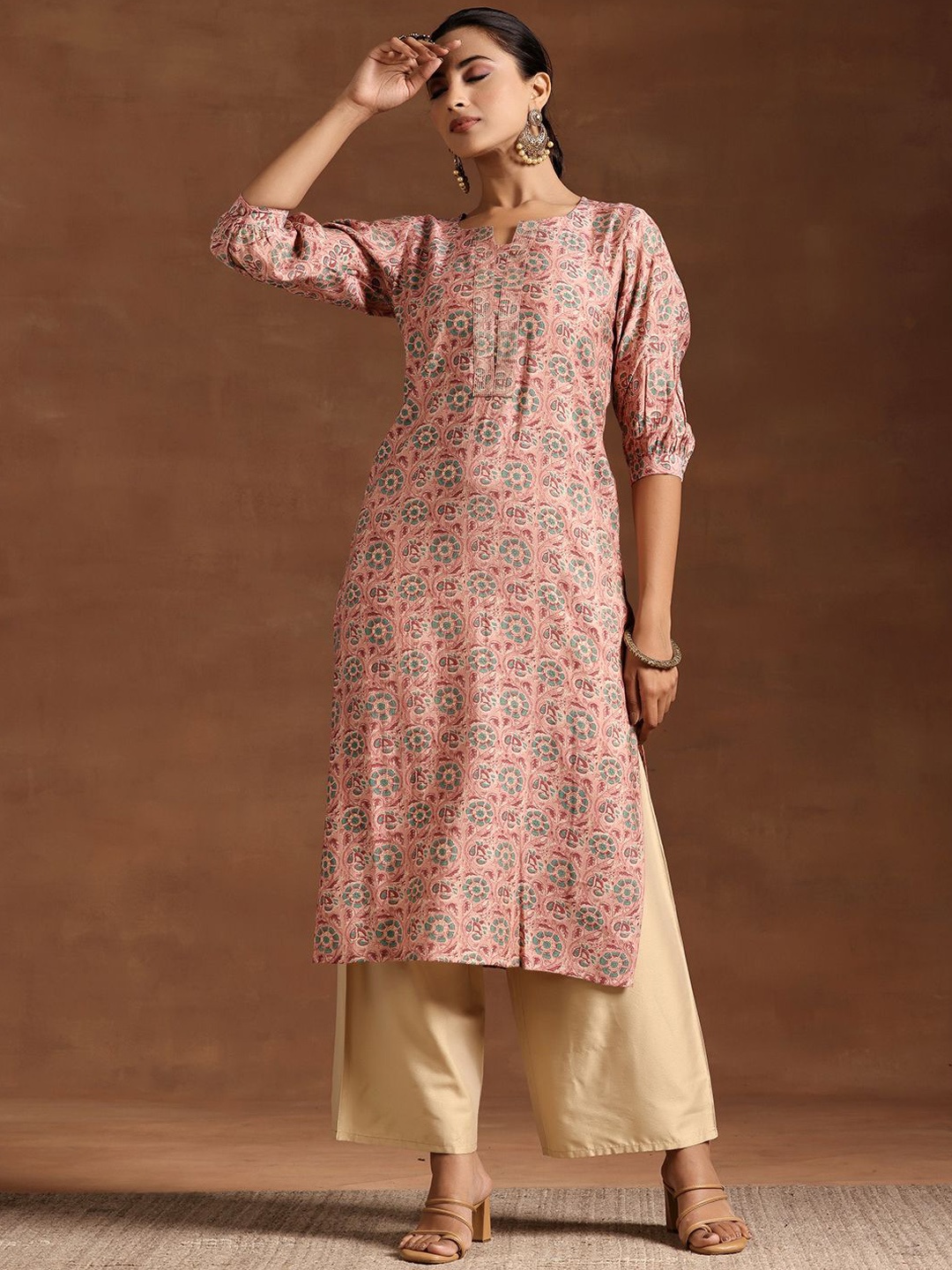 

Libas Floral Printed Puff Sleeves Silk Straight Kurta, Pink